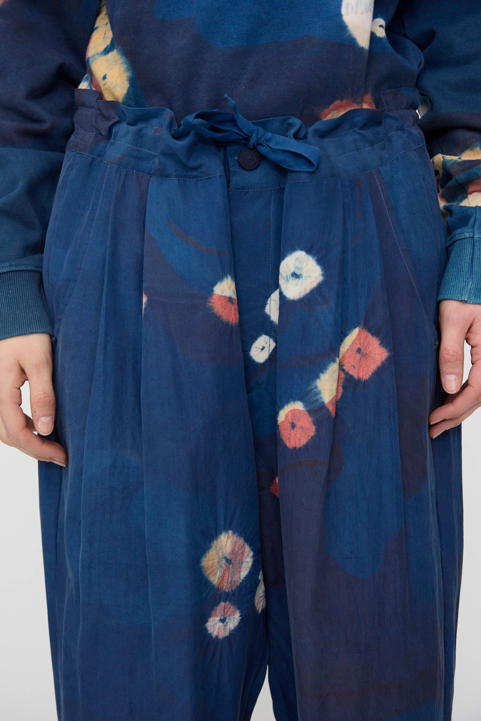 Silk Hose Trouser in Medium Indigo - Image 3