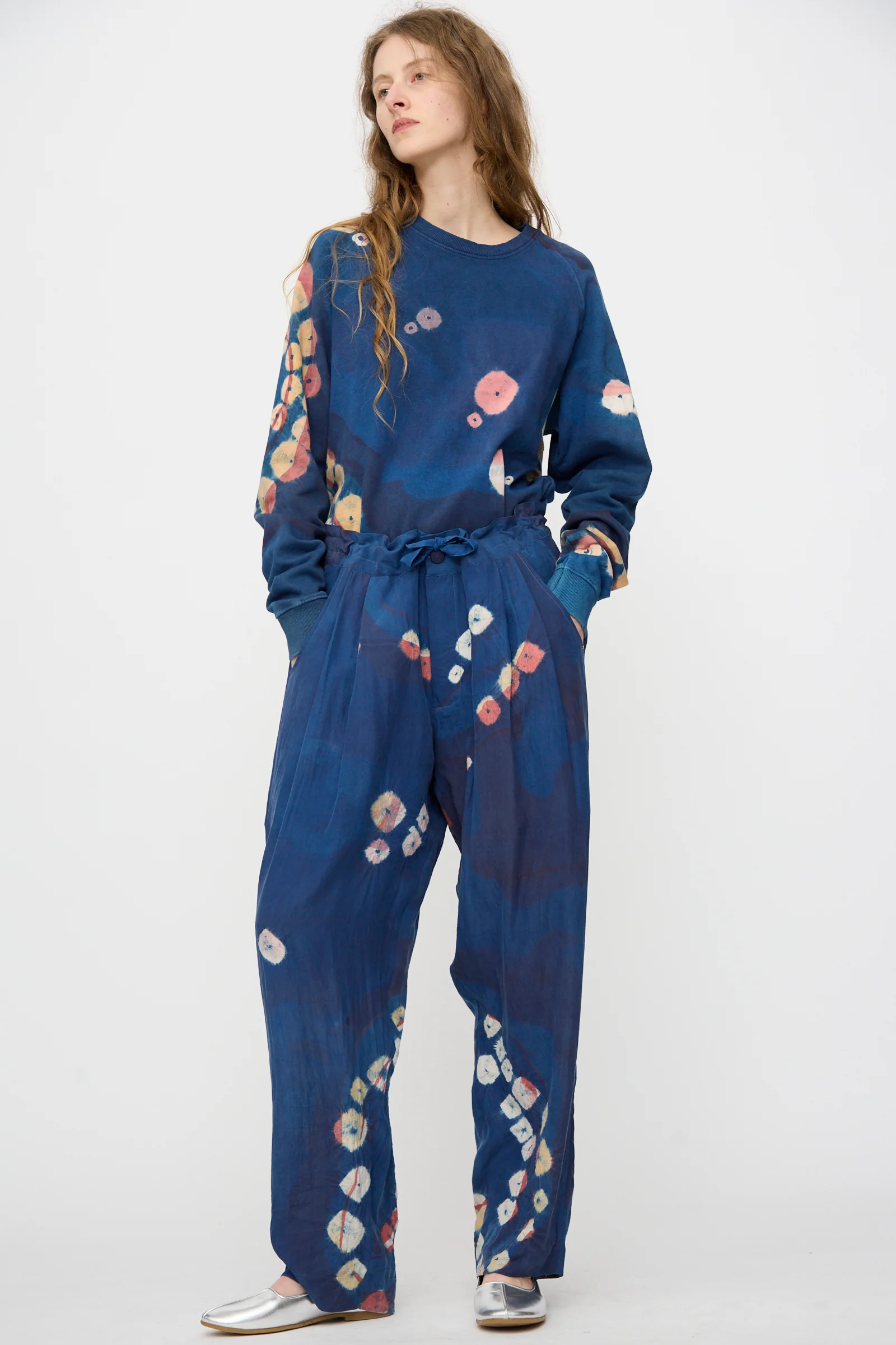 Silk Hose Trouser in Medium Indigo - Image 4