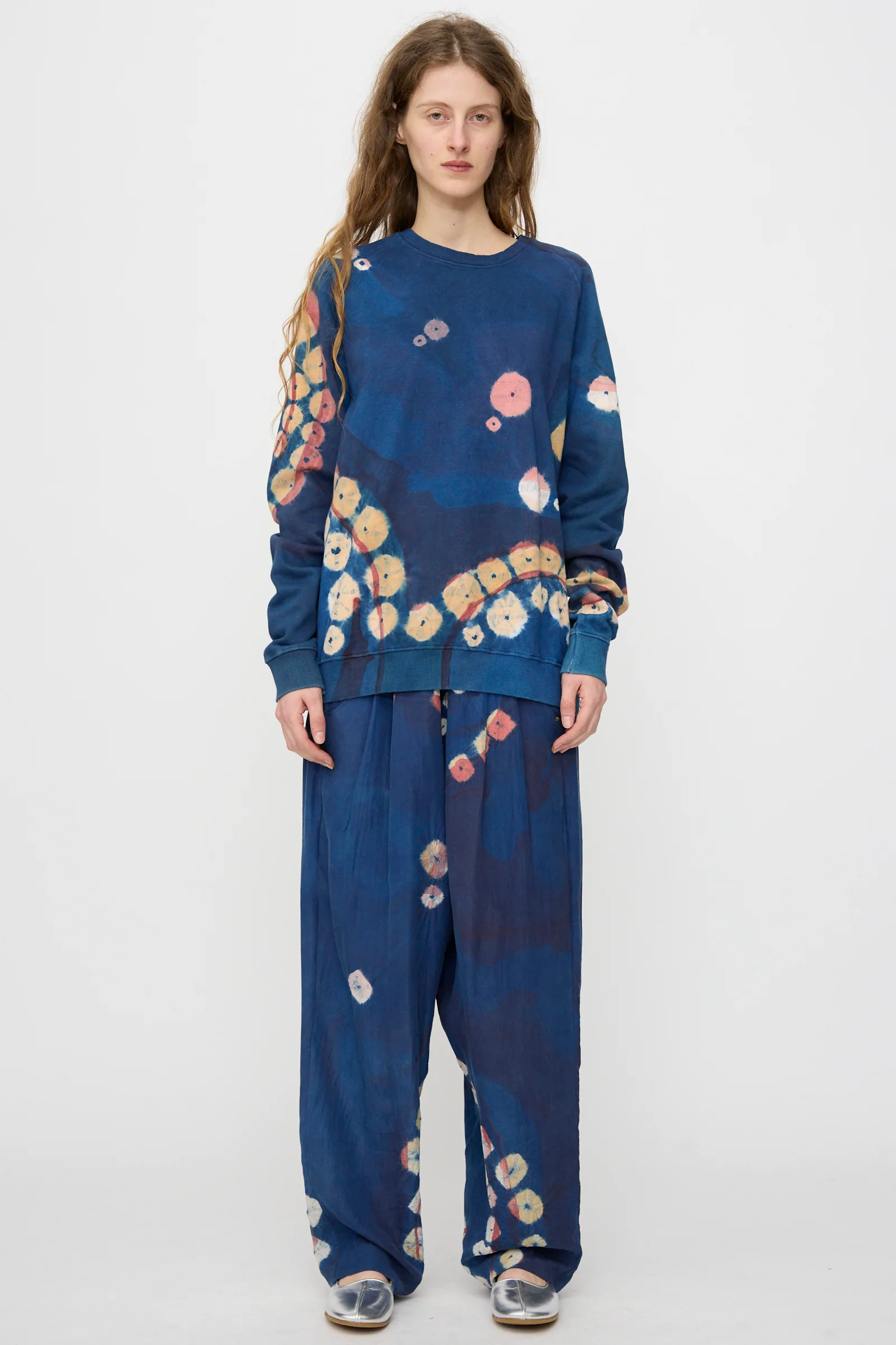 Silk Hose Trouser in Medium Indigo - Image 5