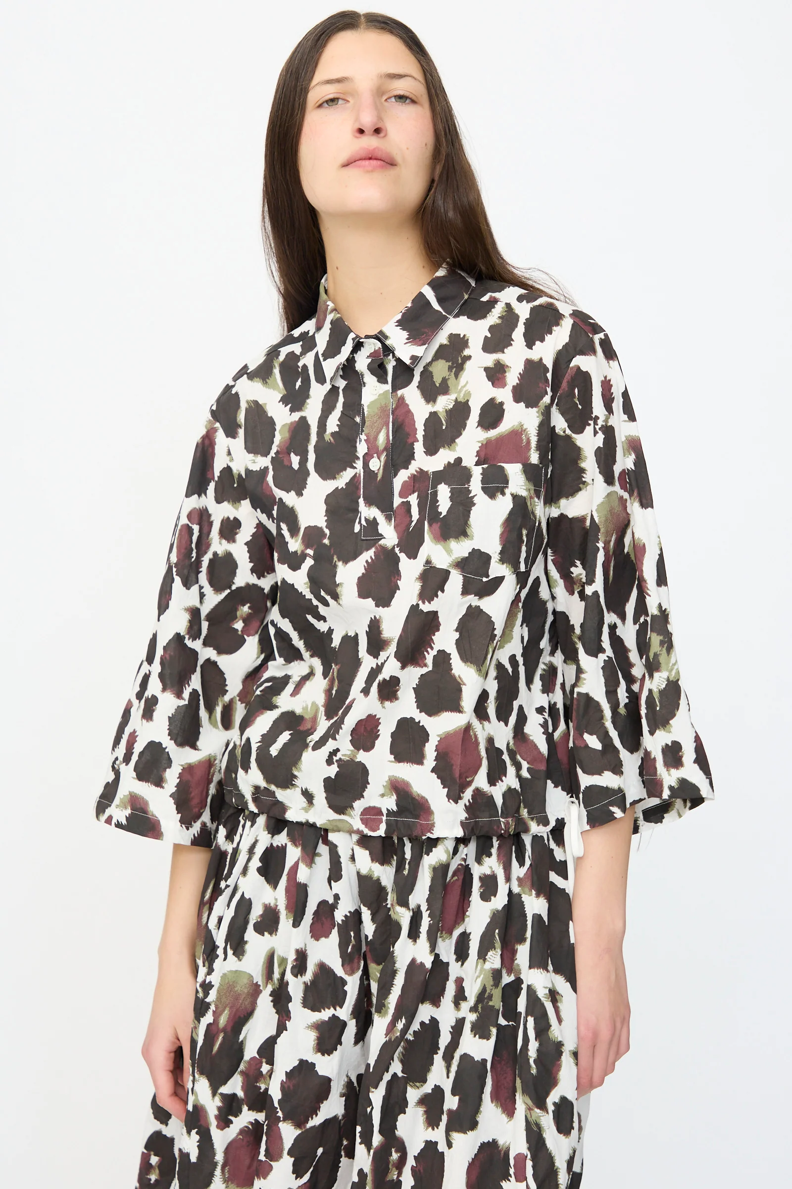 Joyeux Top in White with Print - Image 7