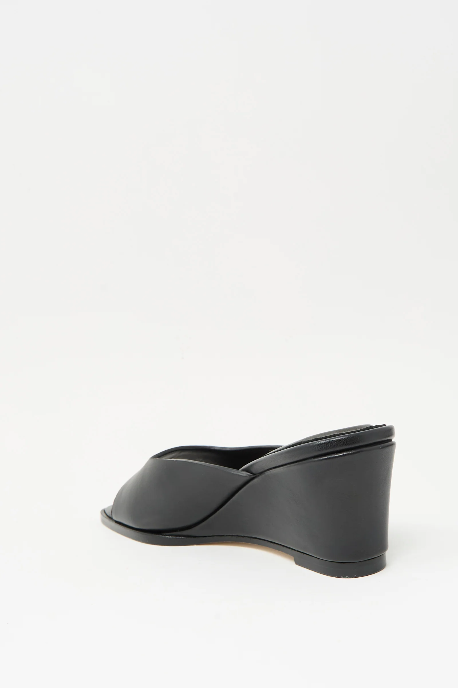 Moderna Wedge Sandal in Black - Image 3