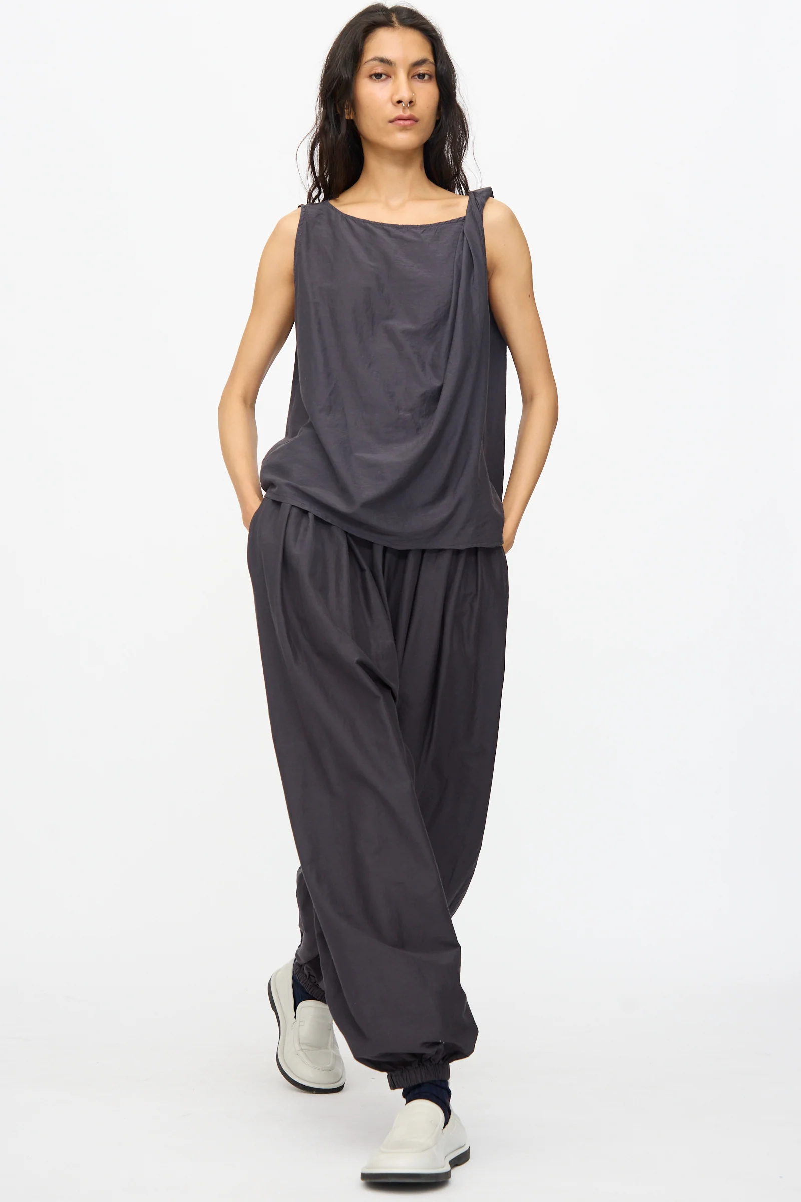 Akari Pants in Faded Black - Image 4