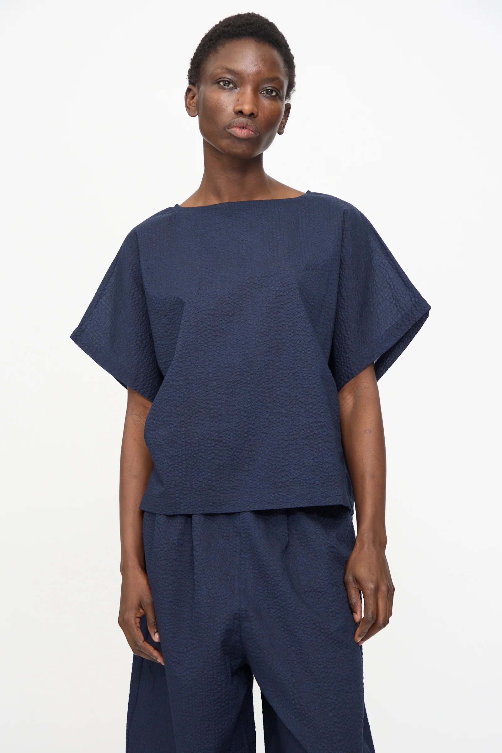 Box Top with Micro Wave Texture in Navy - Image 3