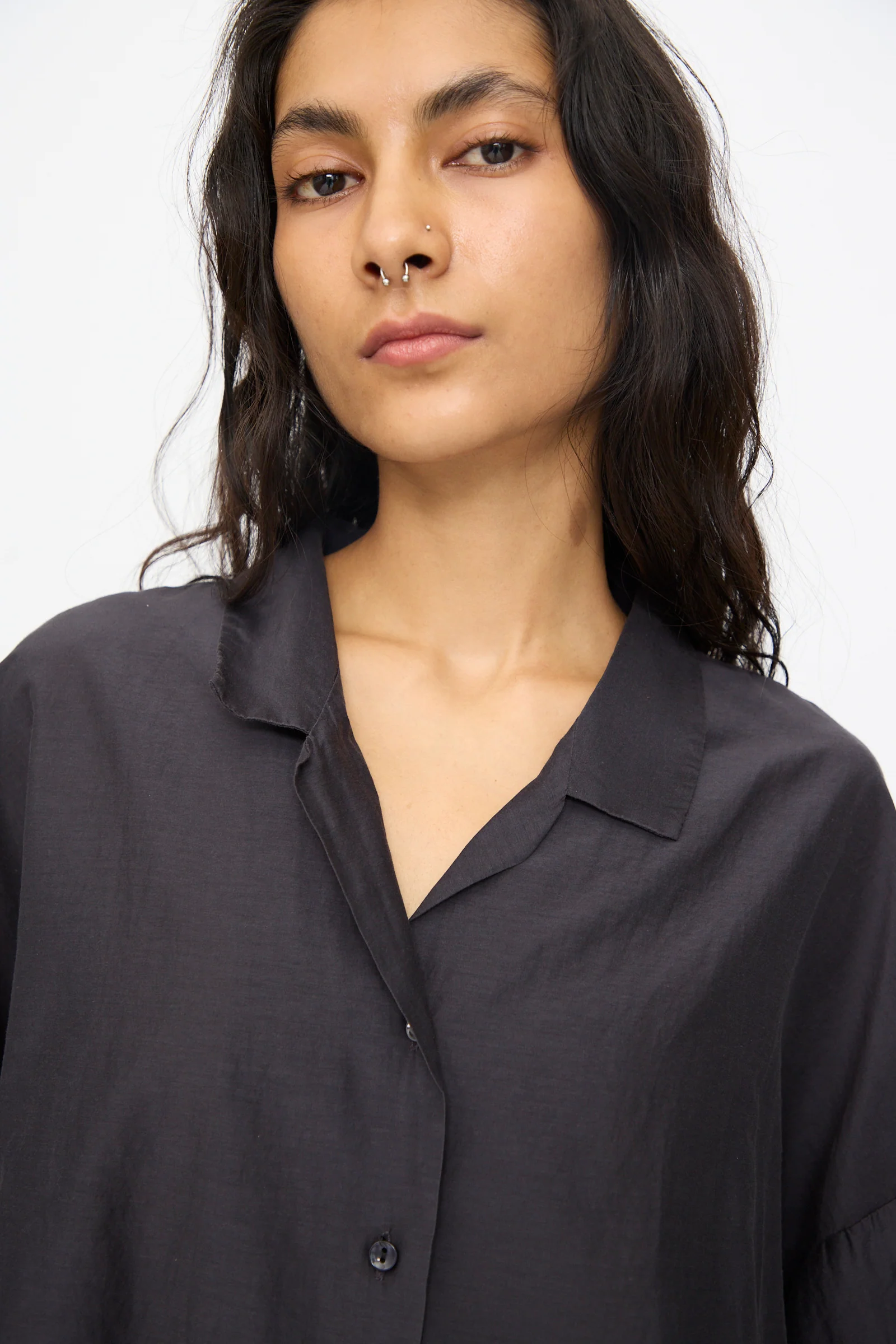 Cropped Shirt in Faded Black - Image 3