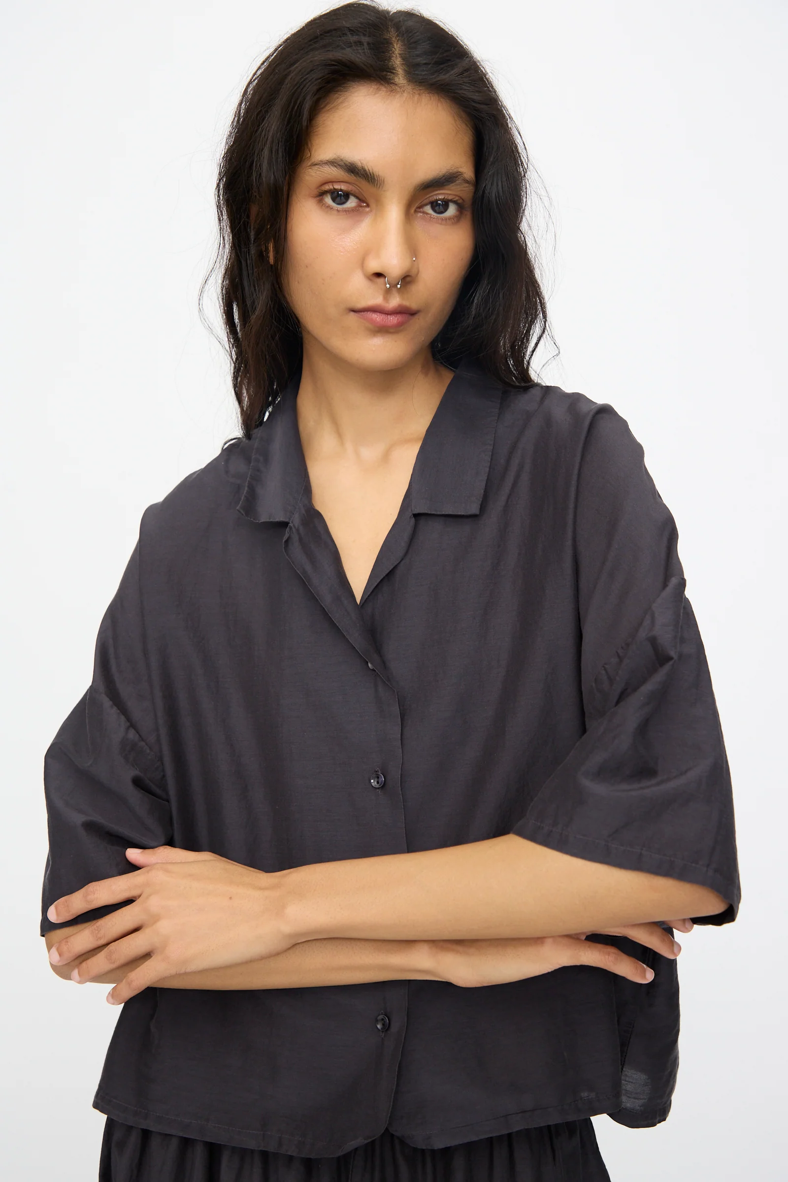Cropped Shirt in Faded Black - Image 4