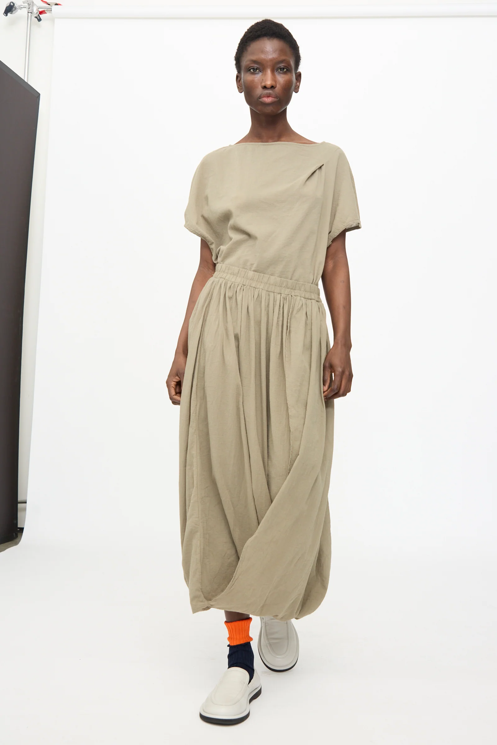 Greek Column Skirt in Cement - Image 5