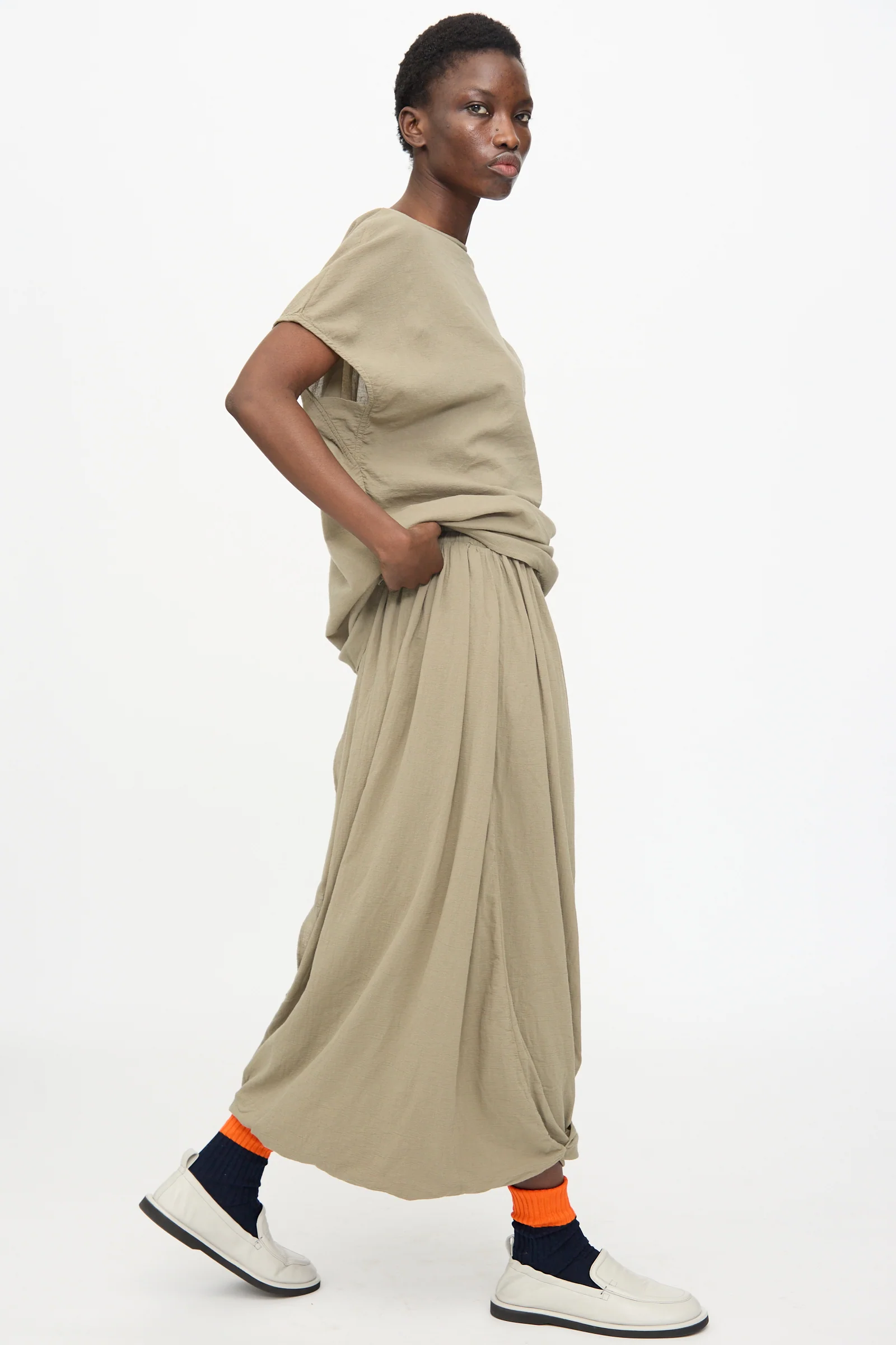 Greek Column Skirt in Cement - Image 6