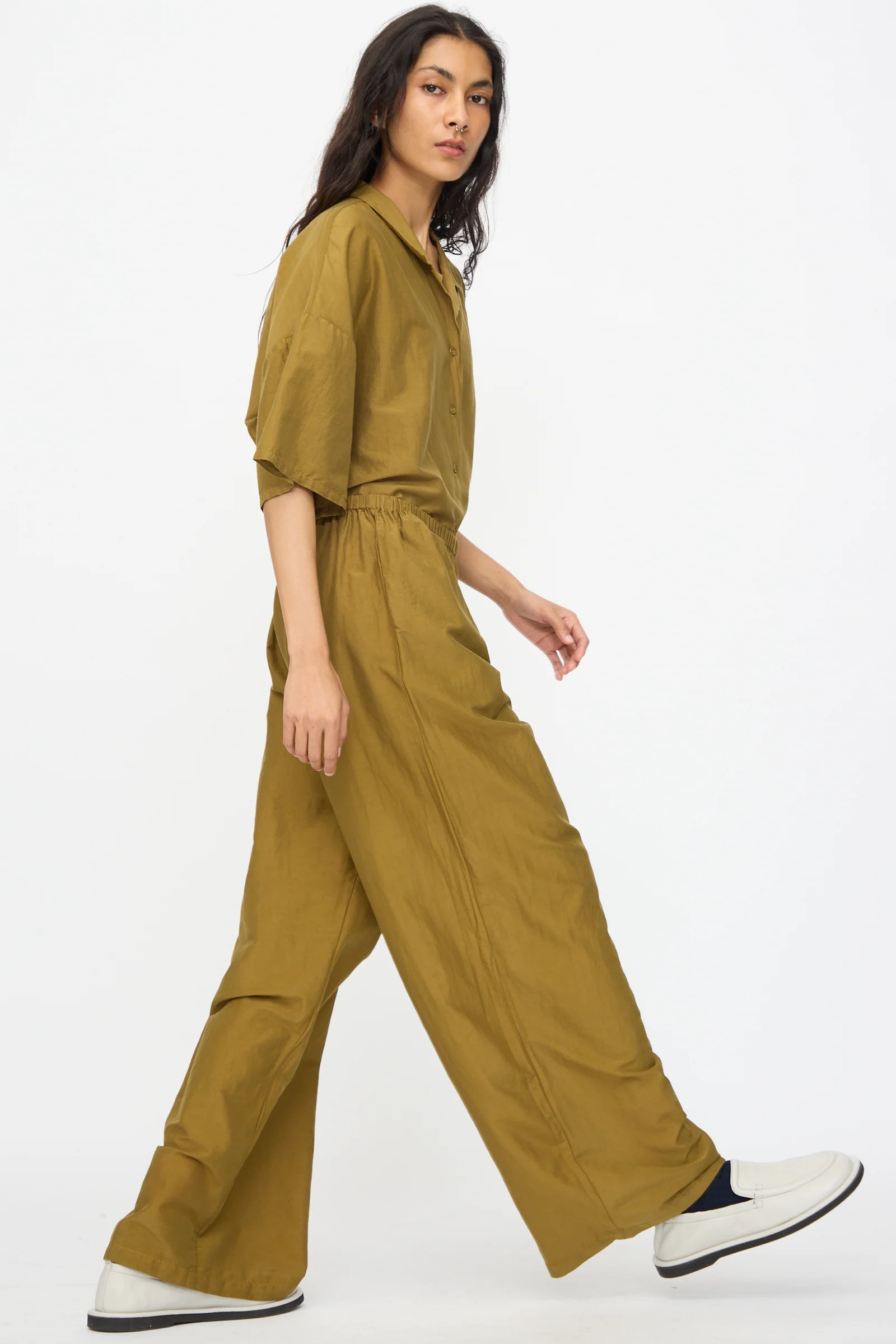 Straight Pants in Dark Olive - Image 5