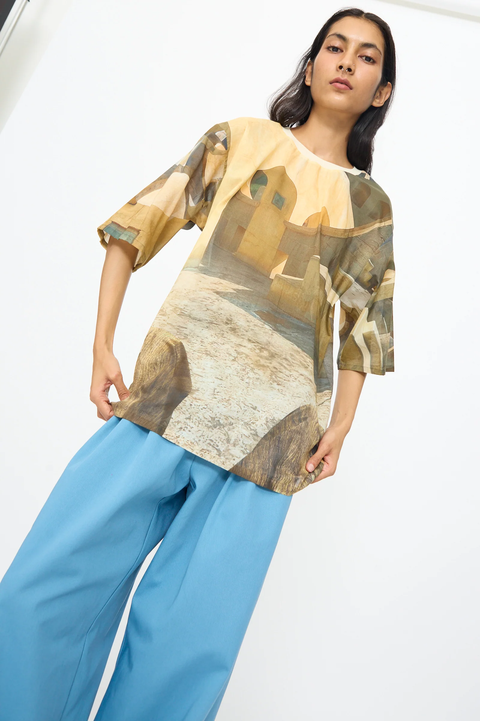 Holidayjaipurobservatory Tee in Print - Image 4