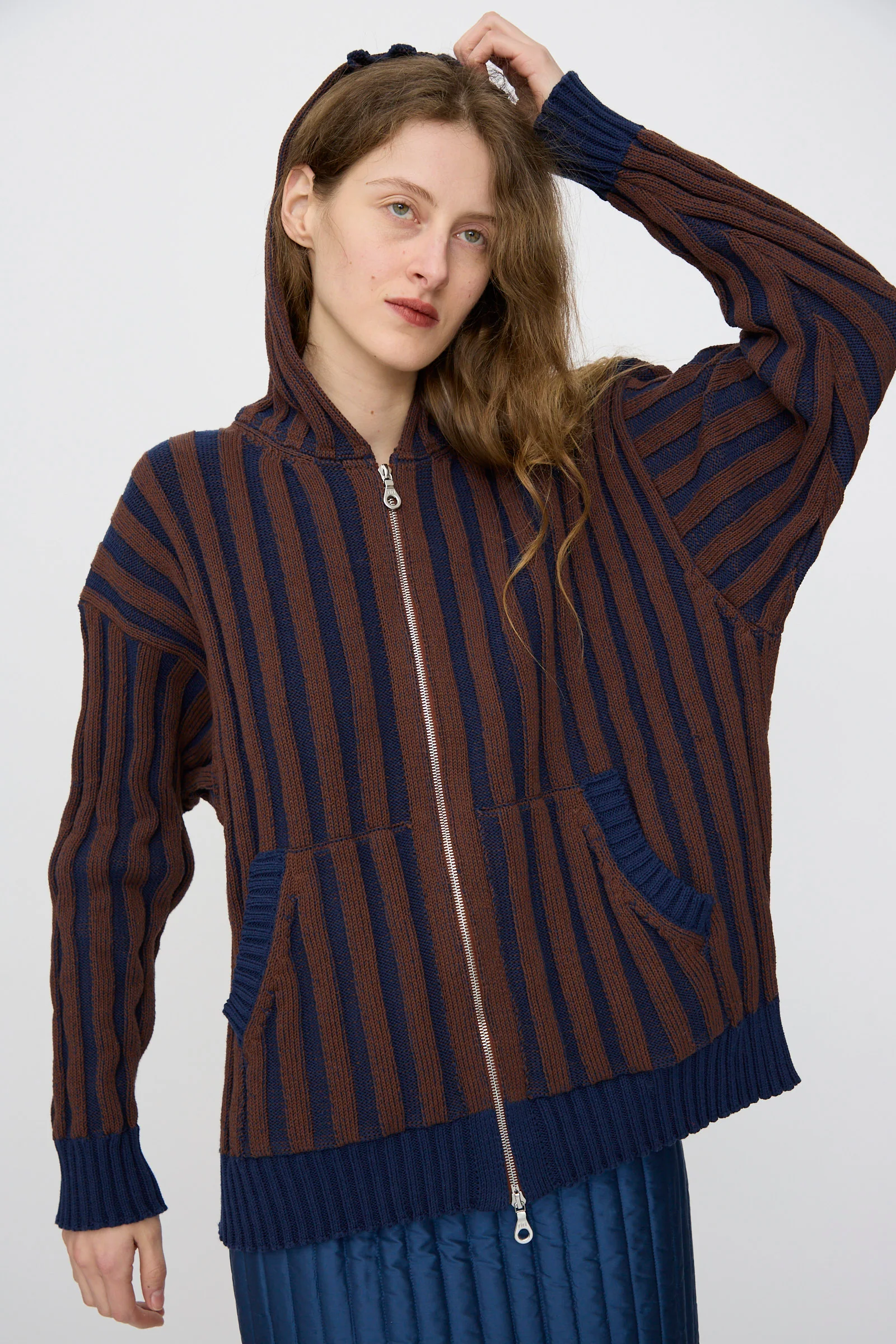 Organic Cotton Zip Up Hoodie in Blu Kid and Choco - Image 2
