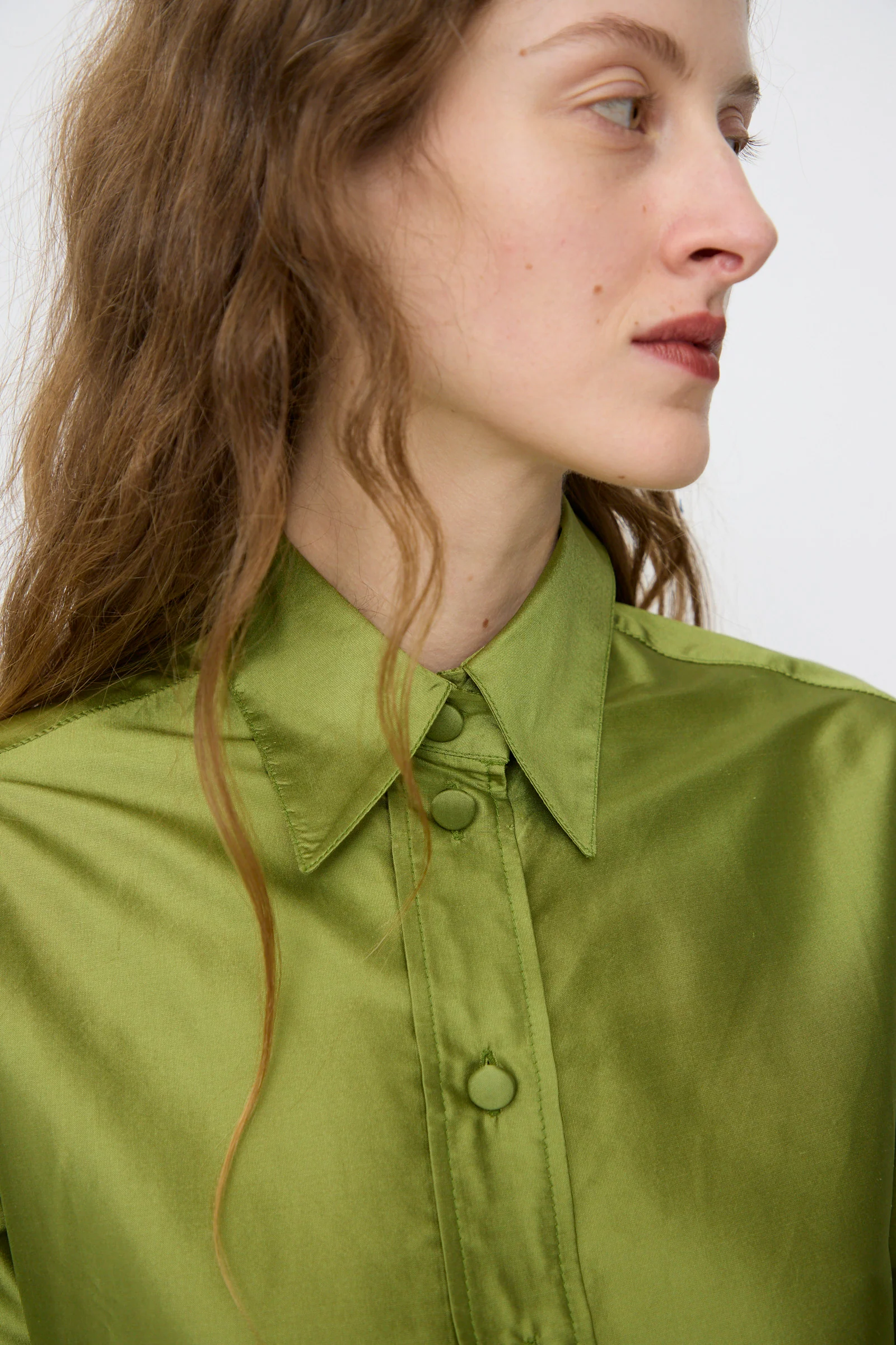 Silk Dupion June Shirt in Apple - Image 3