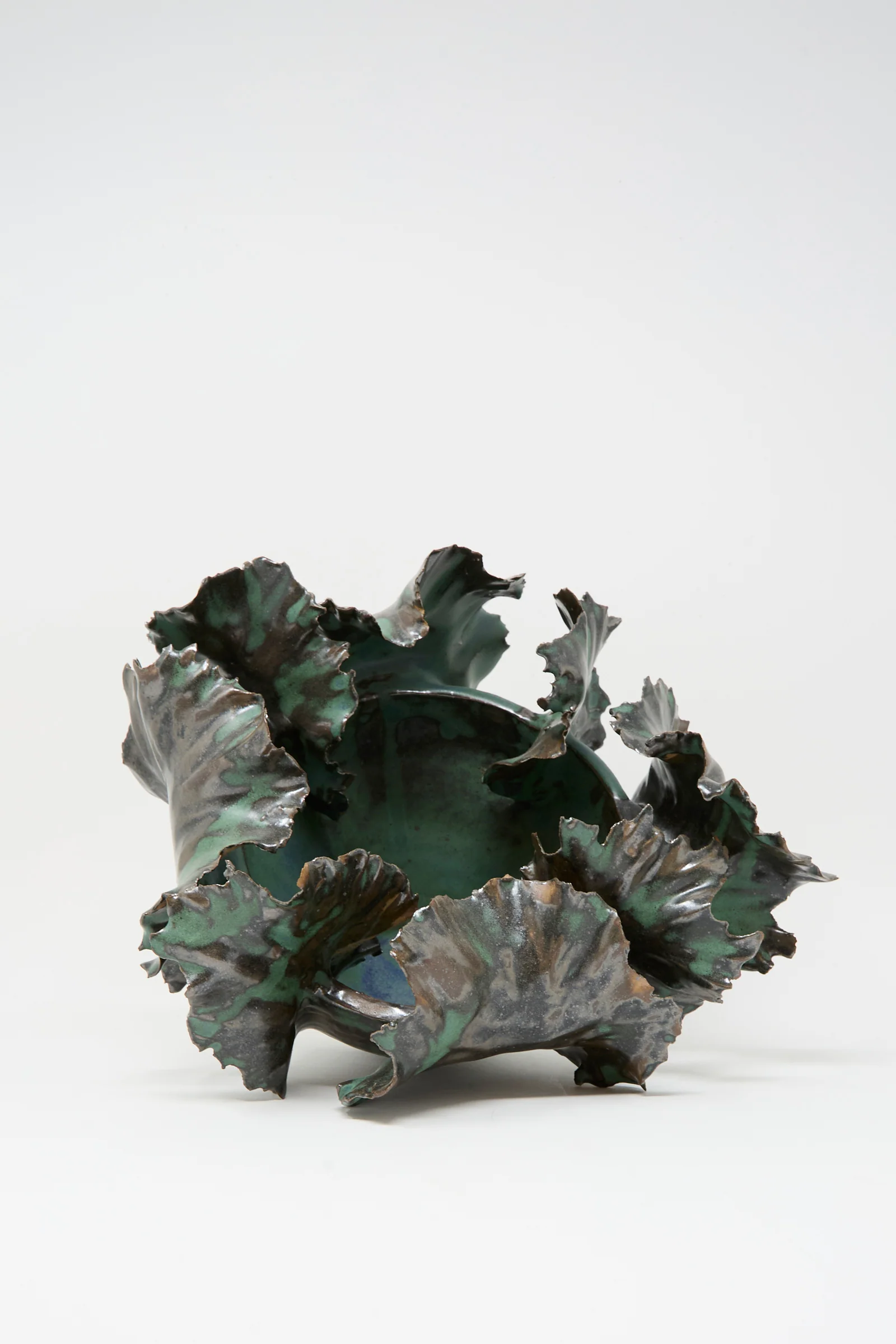 Wild Petals Iris N.5 in Green - Image 5