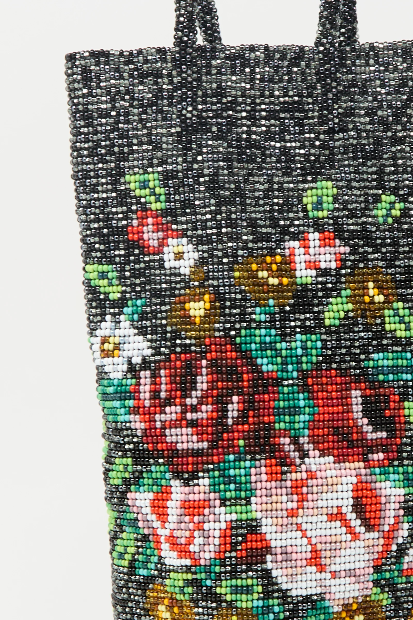 Handmade Beaded Bag in Rosas - Image 3