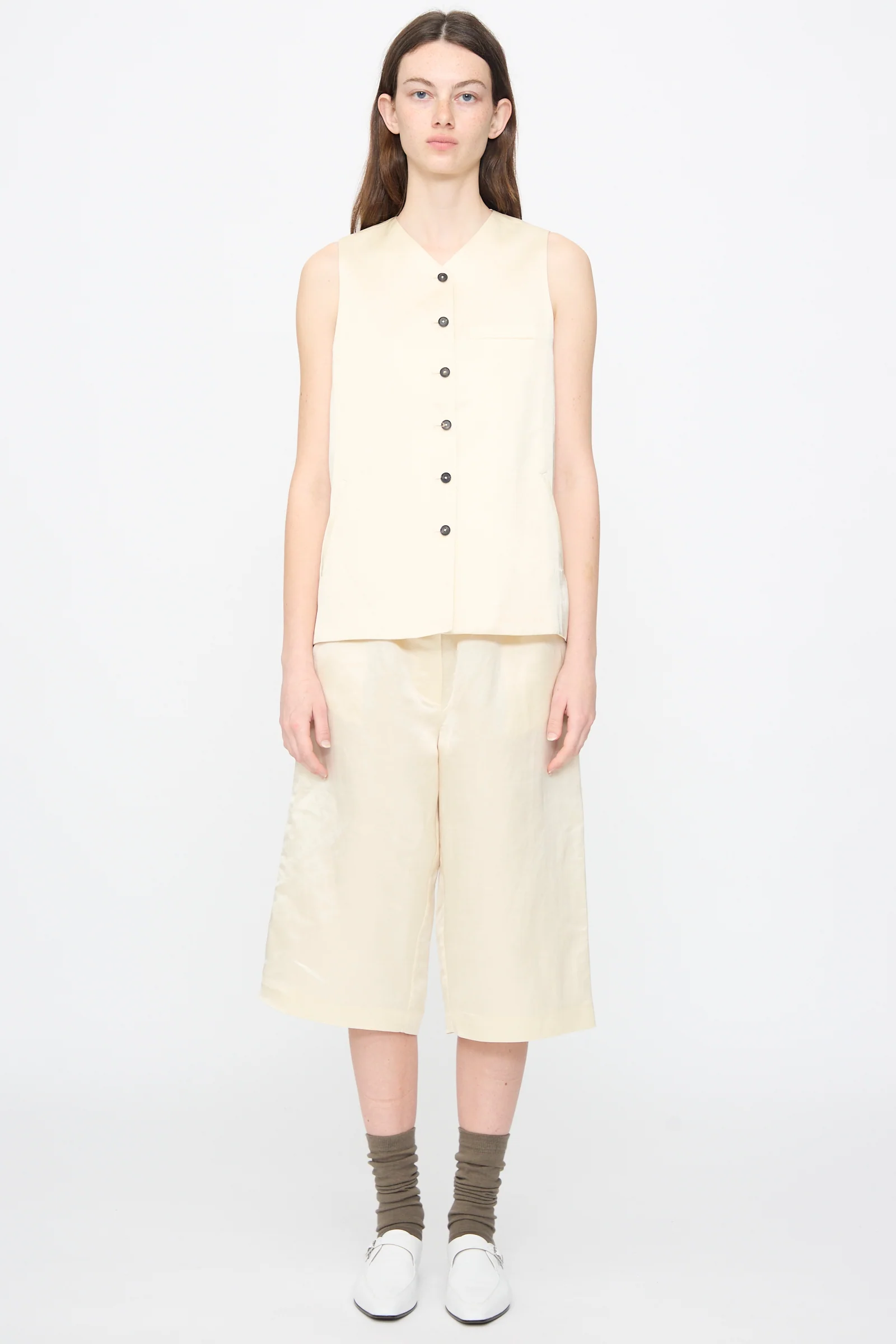 Satin Capri Pants in Off White - Image 3