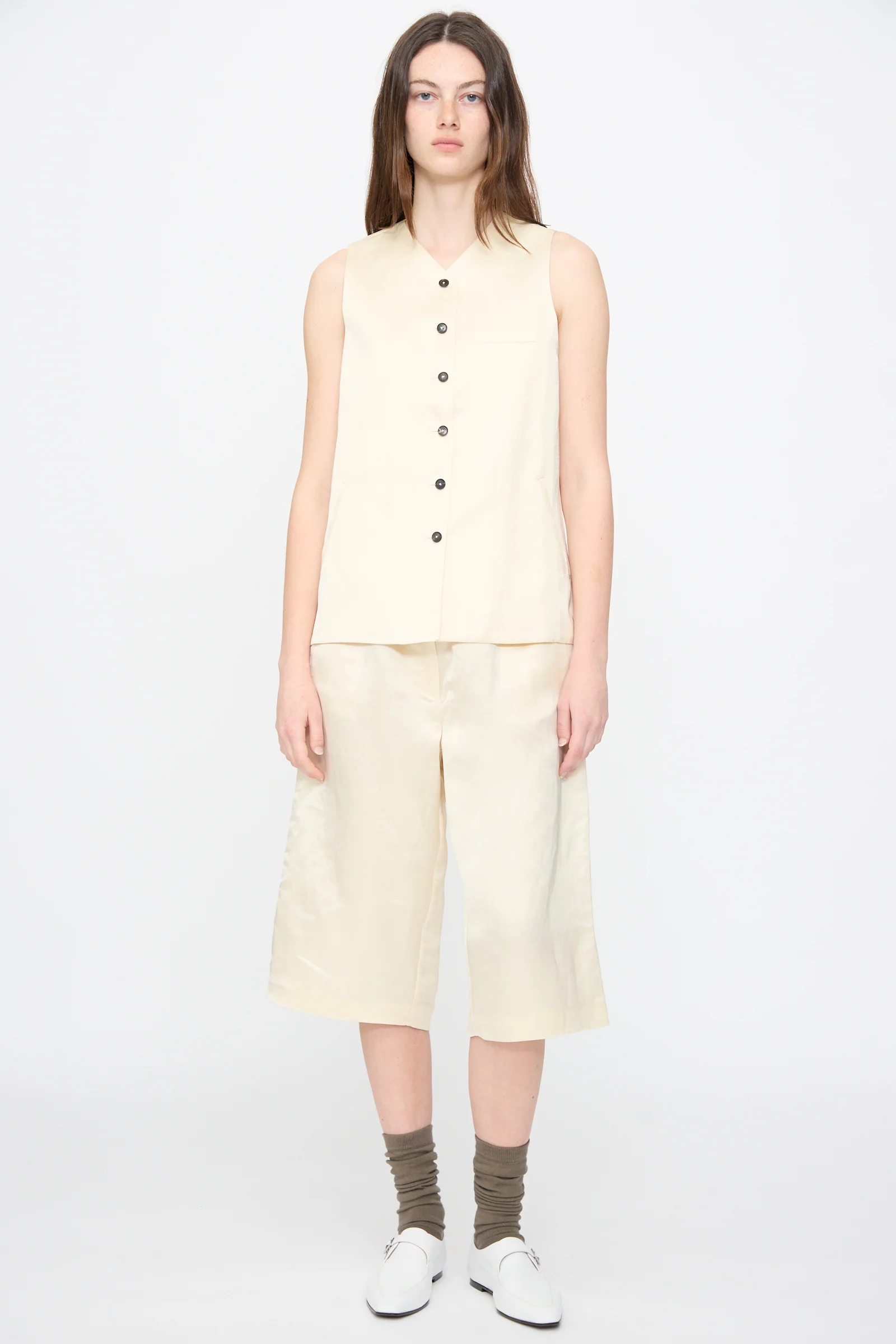 Satin Tailored Vest in Marfil - Image 4