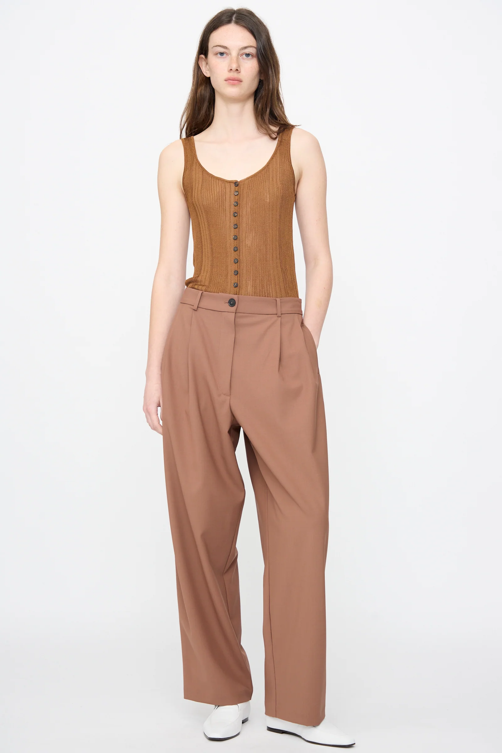 Tailored Masculine Pant in Clove