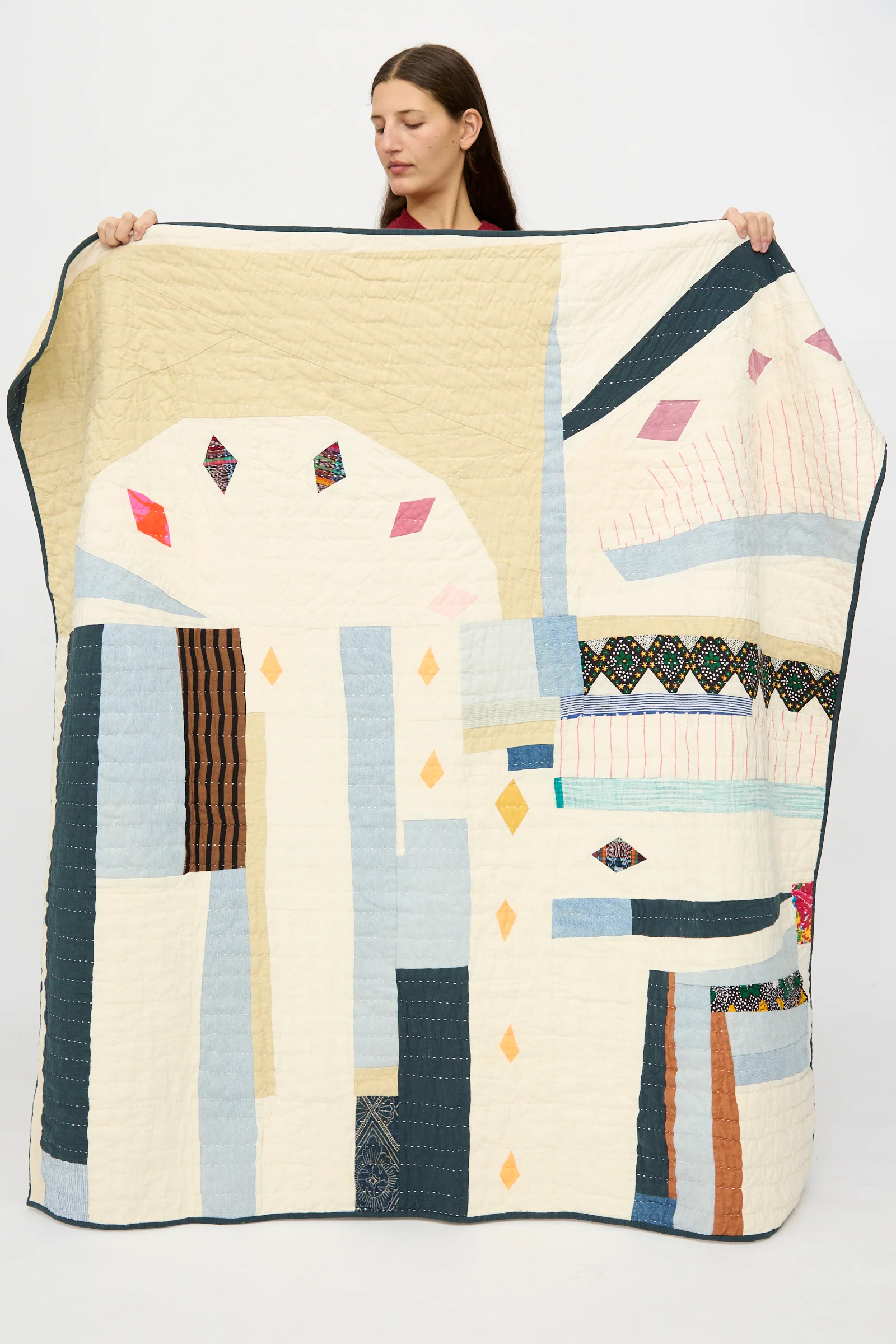 Large Patchwork Quilt in Cream Multi - Image 4