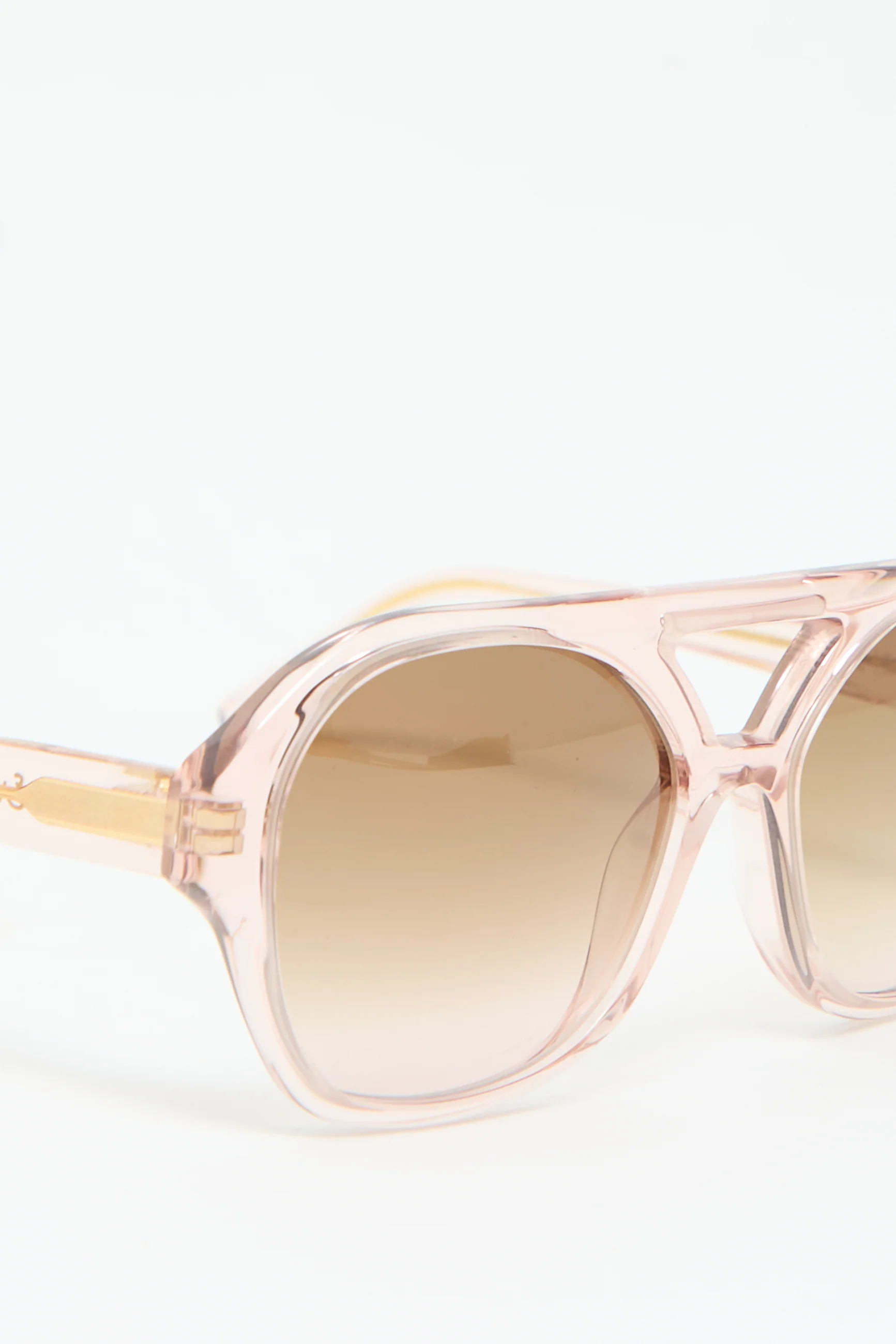 Chiyo Sunglasses in Heart - Image 4