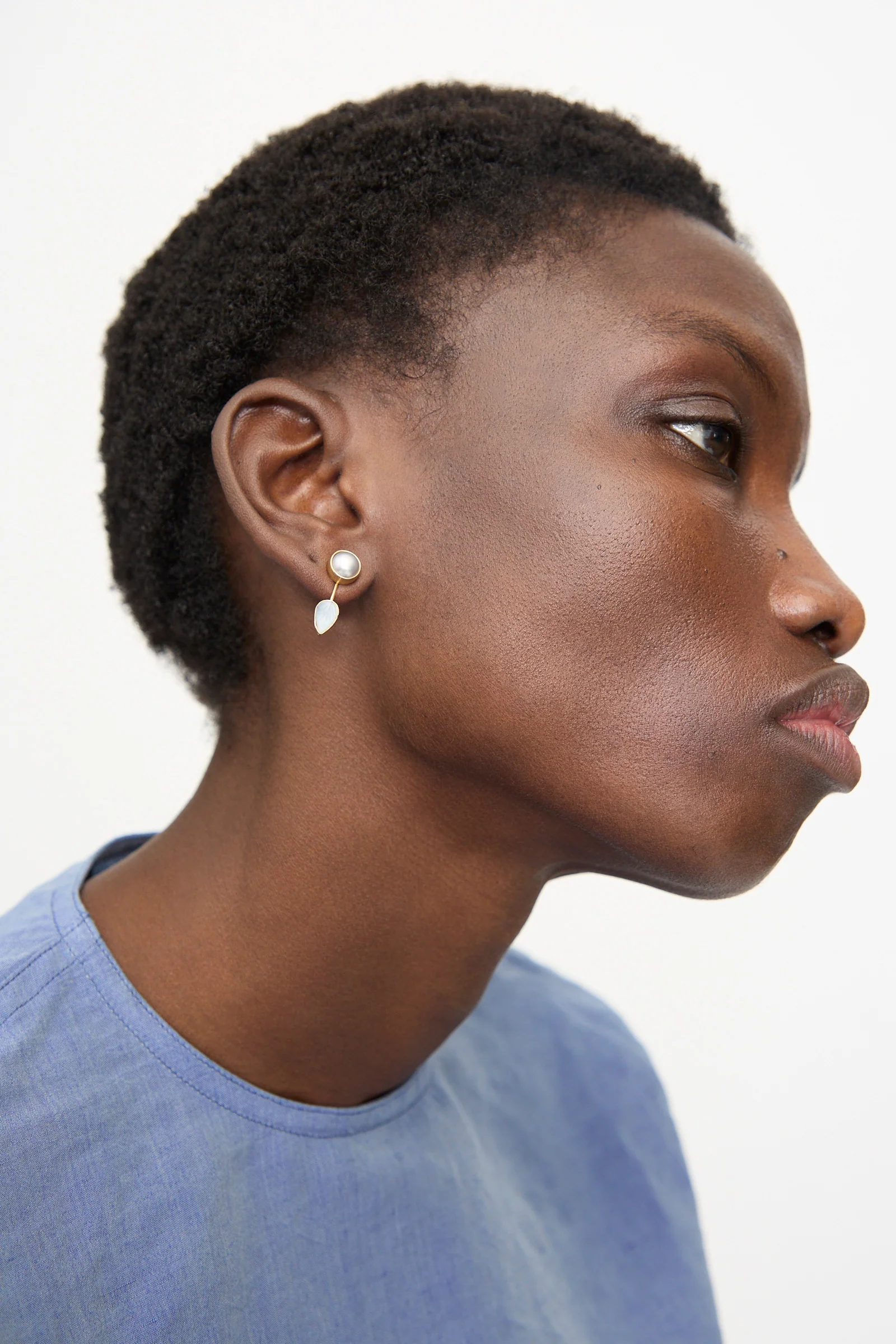 Detachable Drop Earring in Pearl and Leaf - Image 4