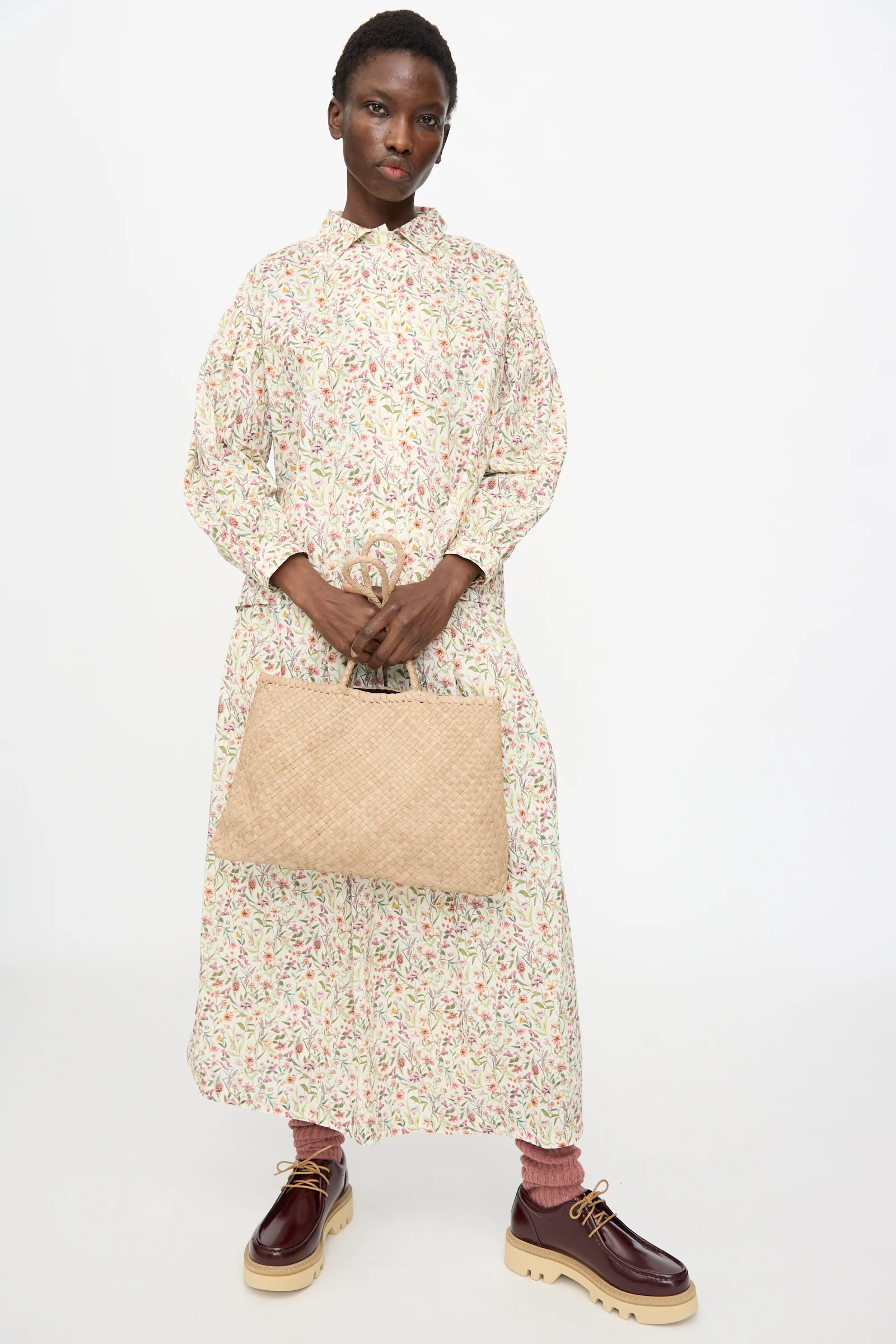 Leather Tote Bag in Greige - Image 6