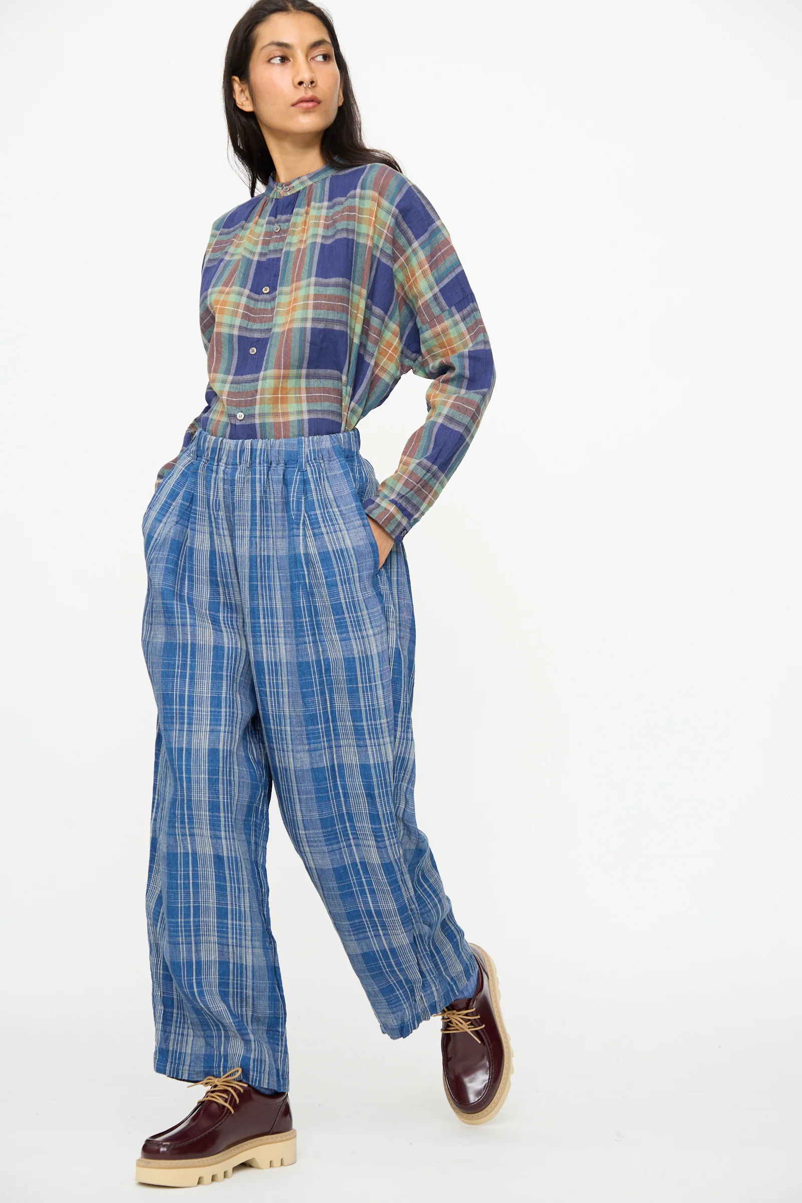 Linen Check Pants in Navy Indigo - Image 5