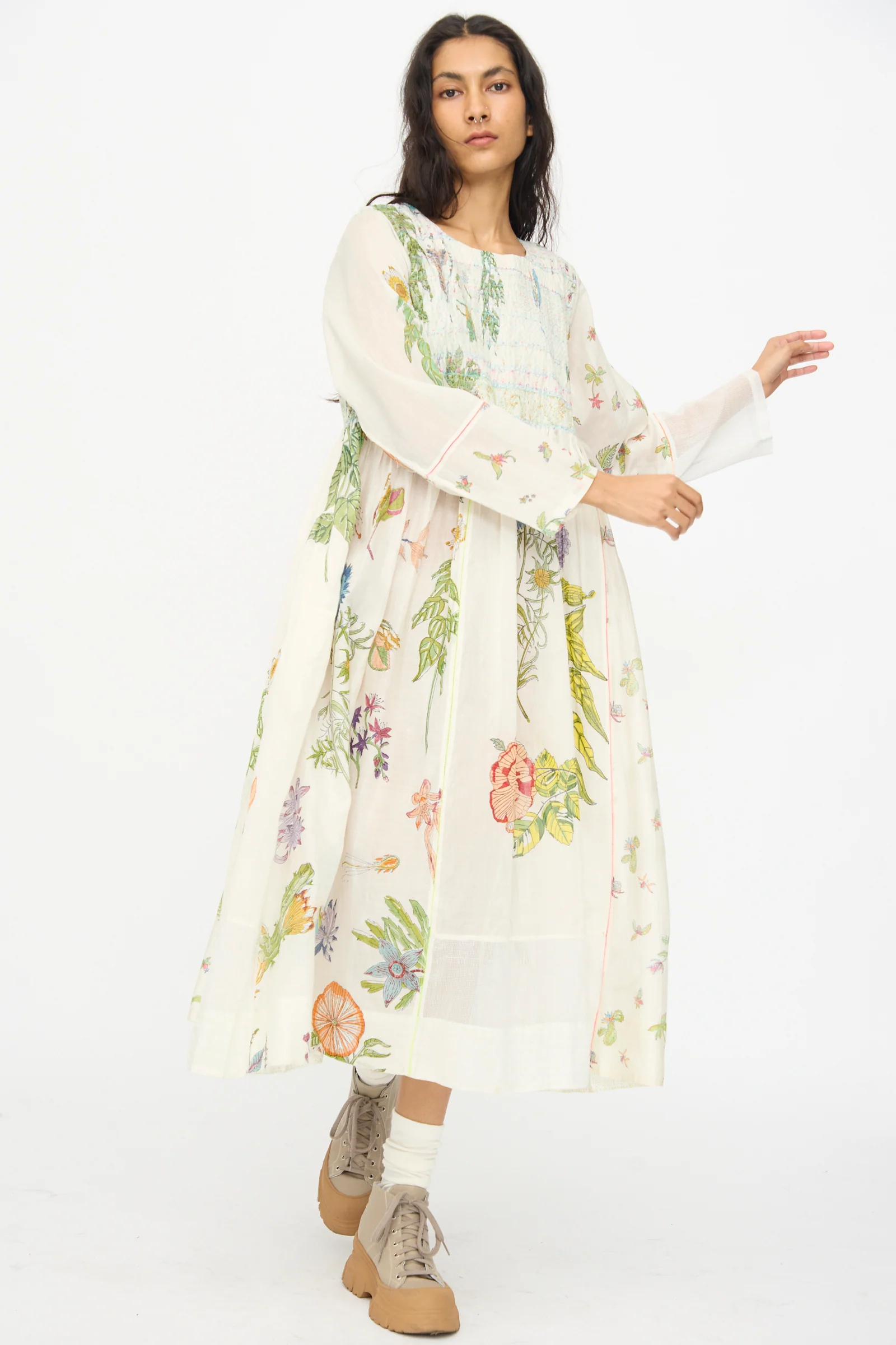 Cotton Silk Blockprint Nazma Dress in White - Image 9