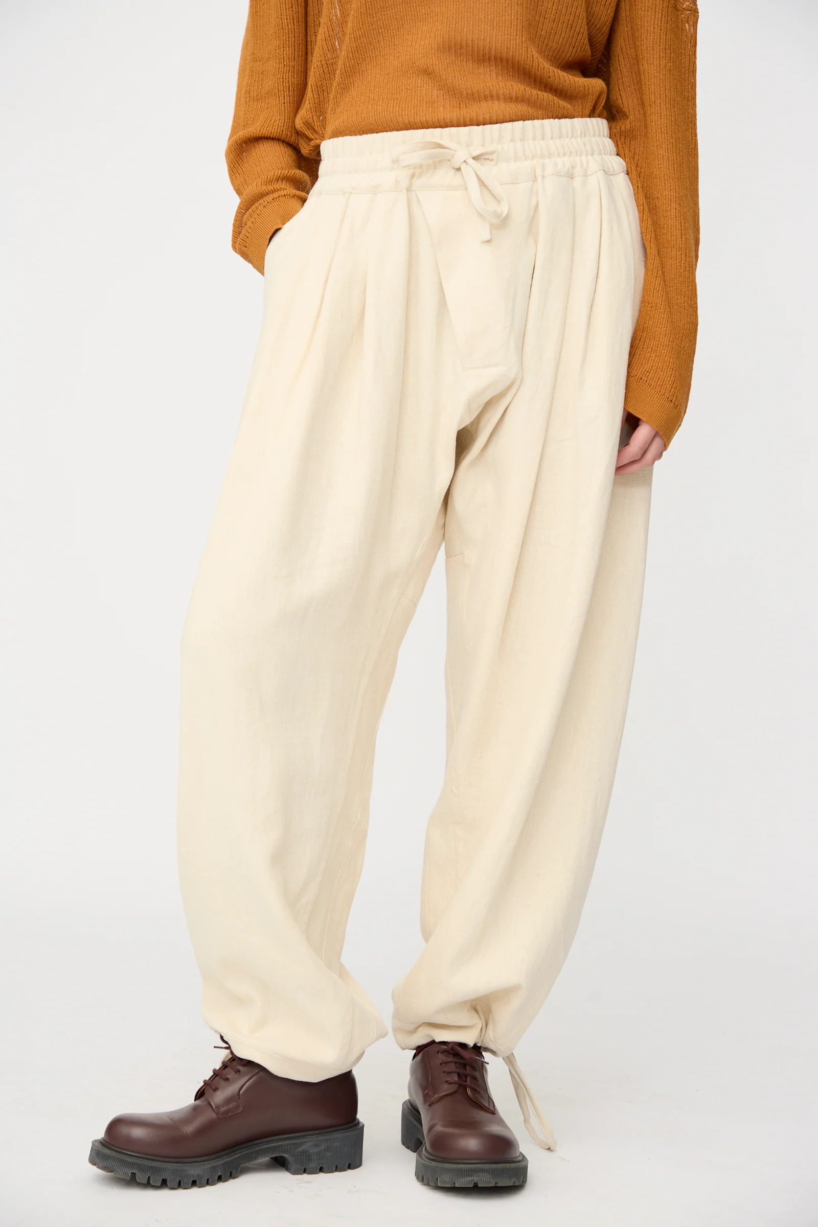 Hemp Soft Canvas Trousers #91 in Kinari - Image 6
