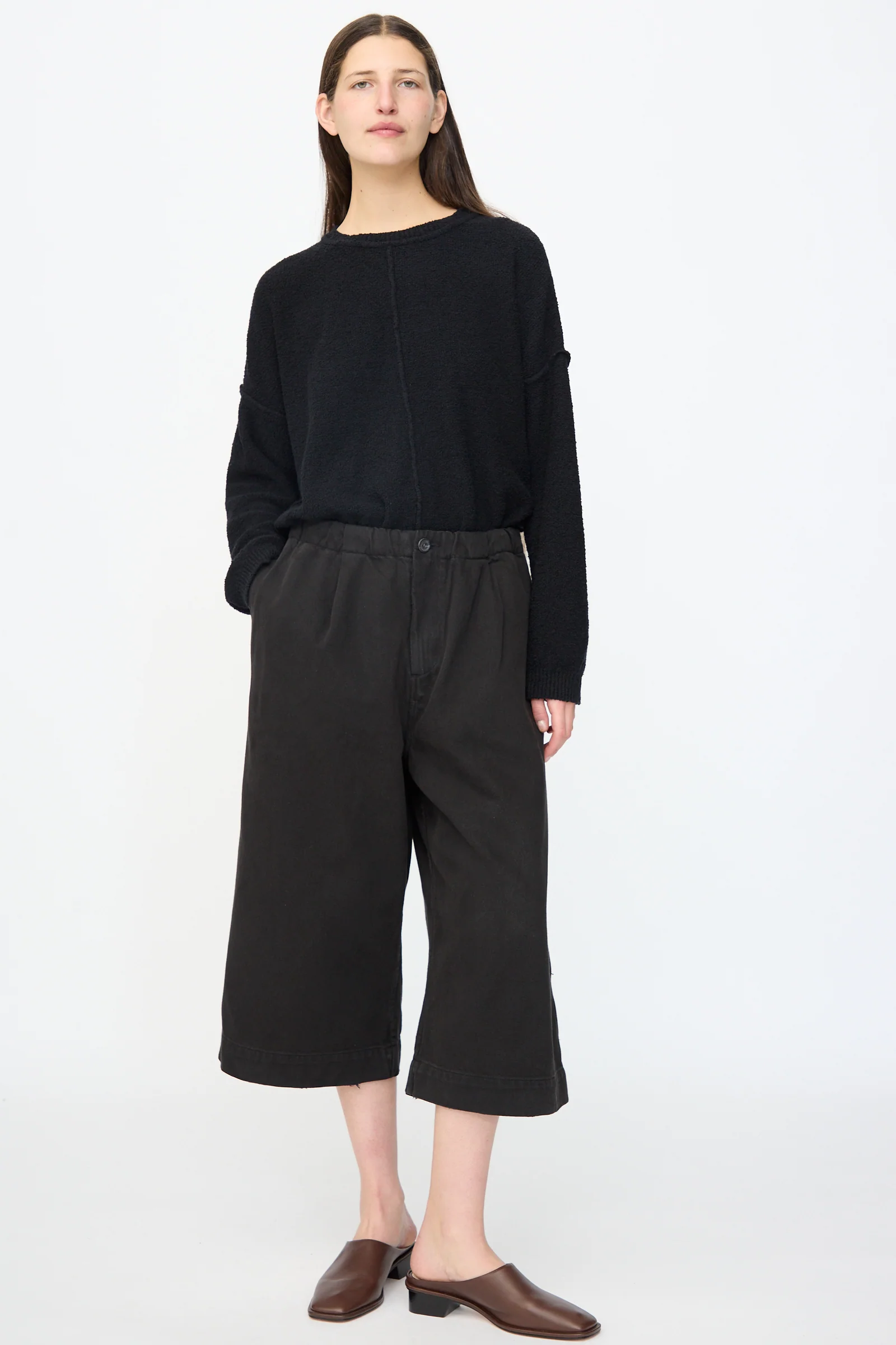 Washed Crop Trouser in Black - Image 4