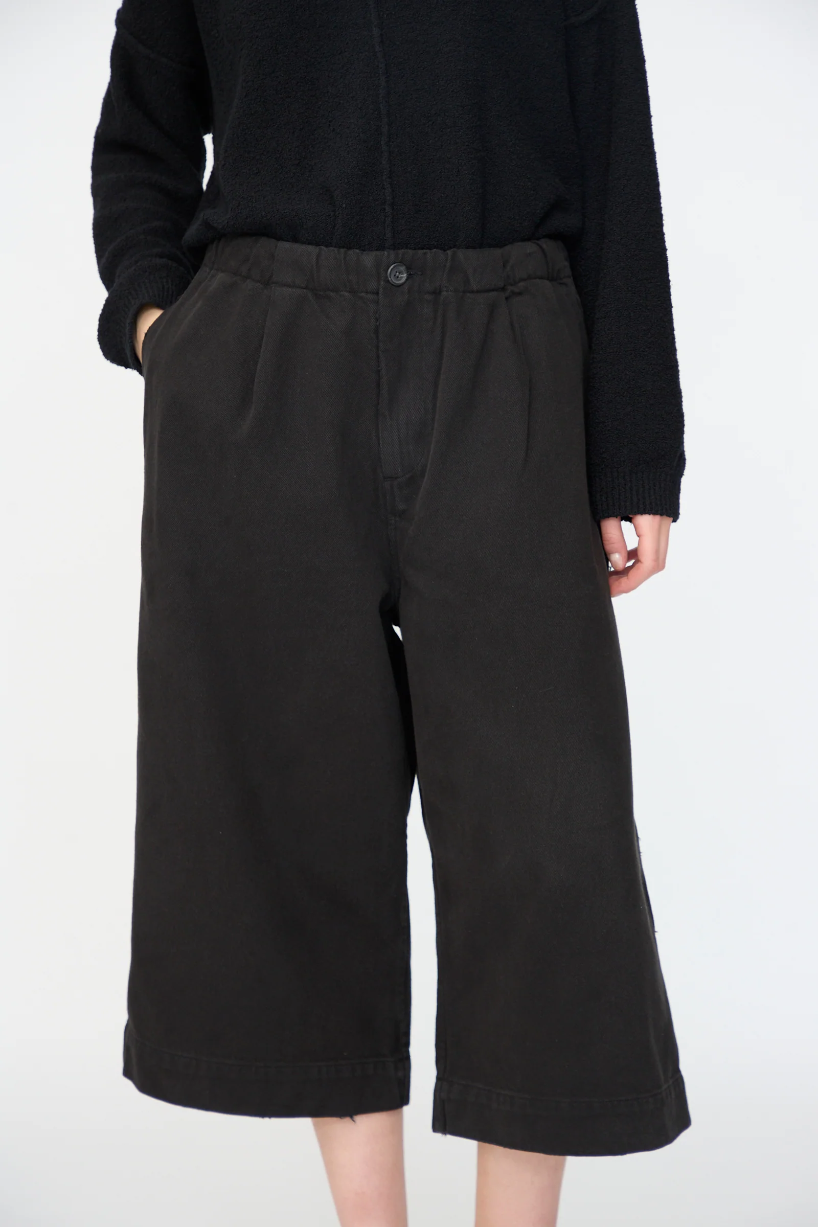 Washed Crop Trouser in Black - Image 5