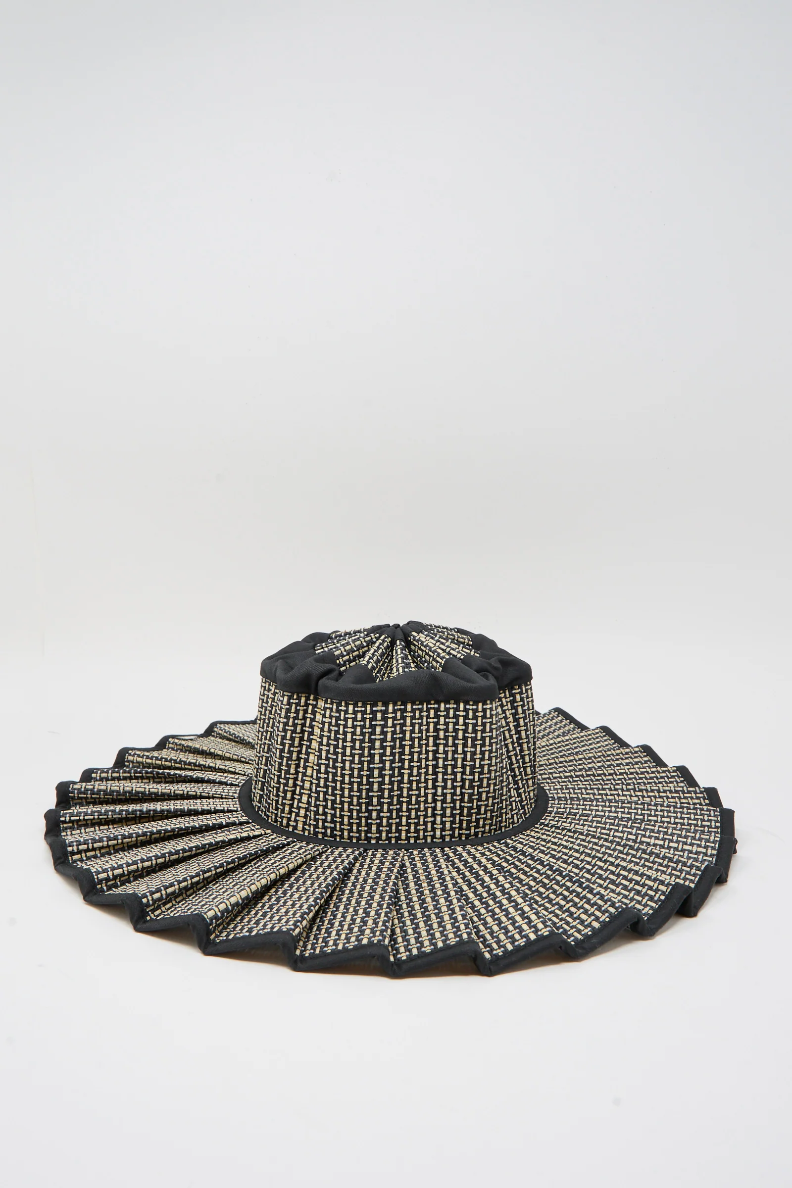 Island Capri Maxi Hat in Melbourne
