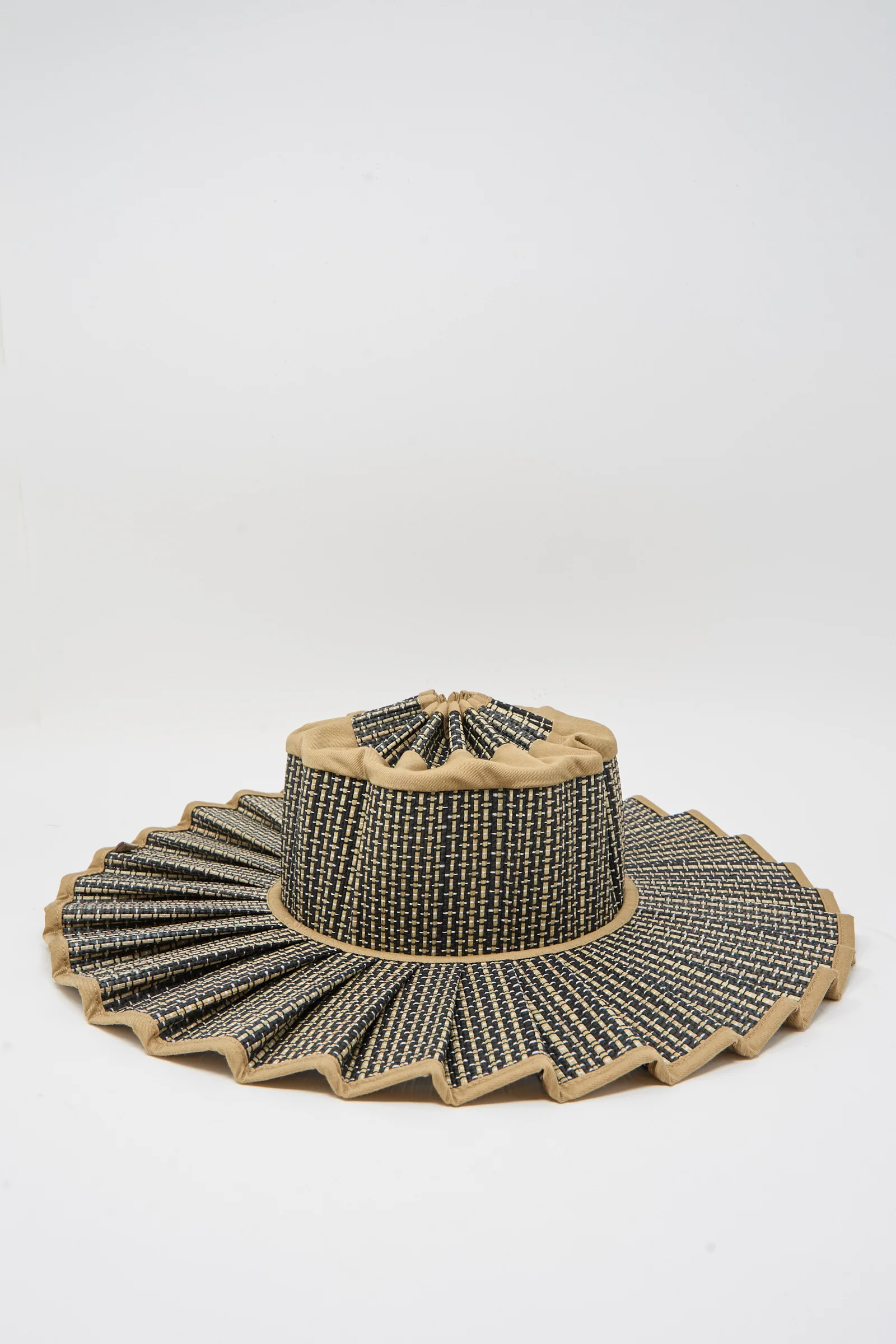 Island Capri Maxi Hat in Nara
