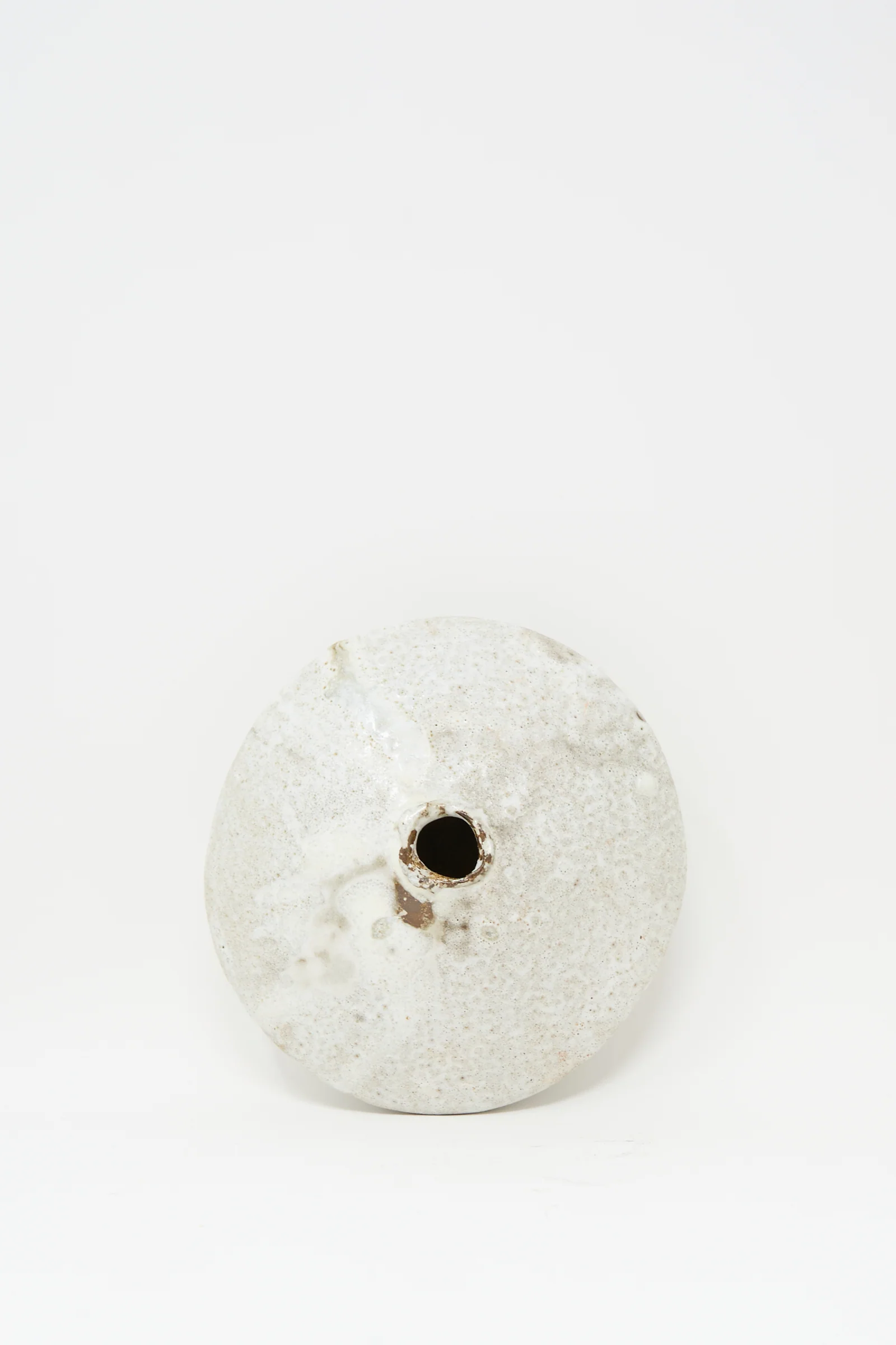 Ikebana Vase in White over Dark Brown - Image 2