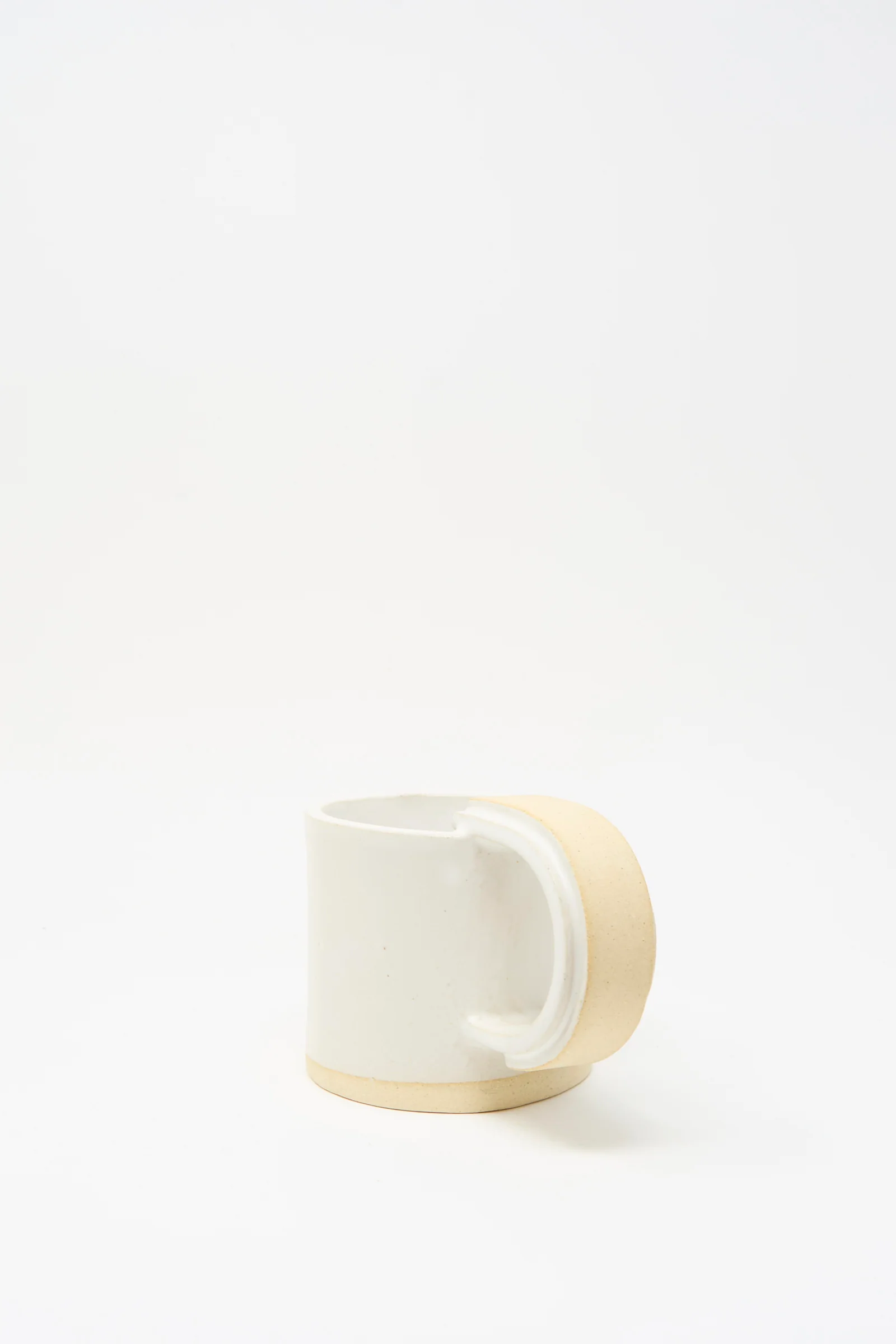 Layered Mug in White on Sand - Image 3
