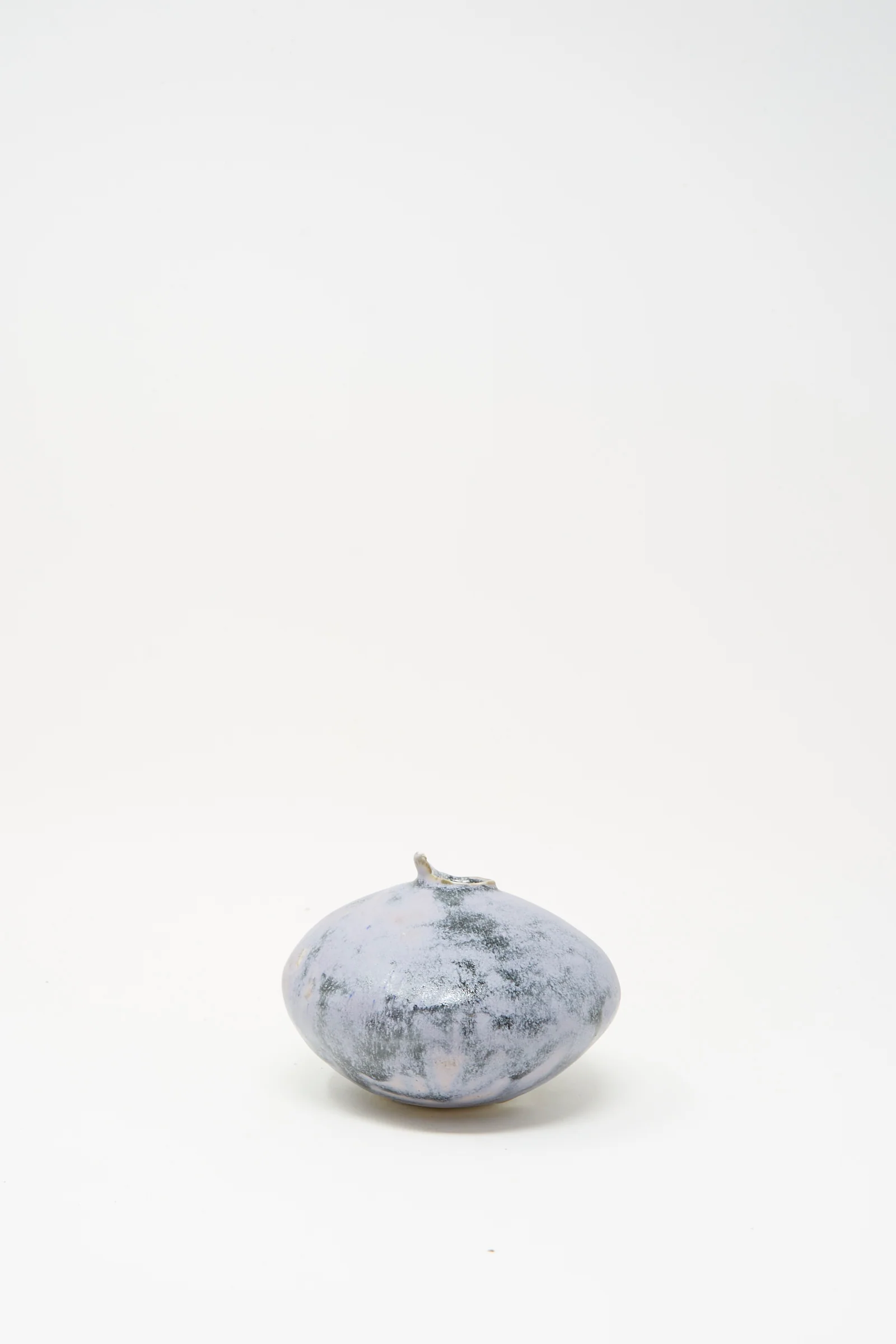 Mini Moon Vase in Blue - Image 2