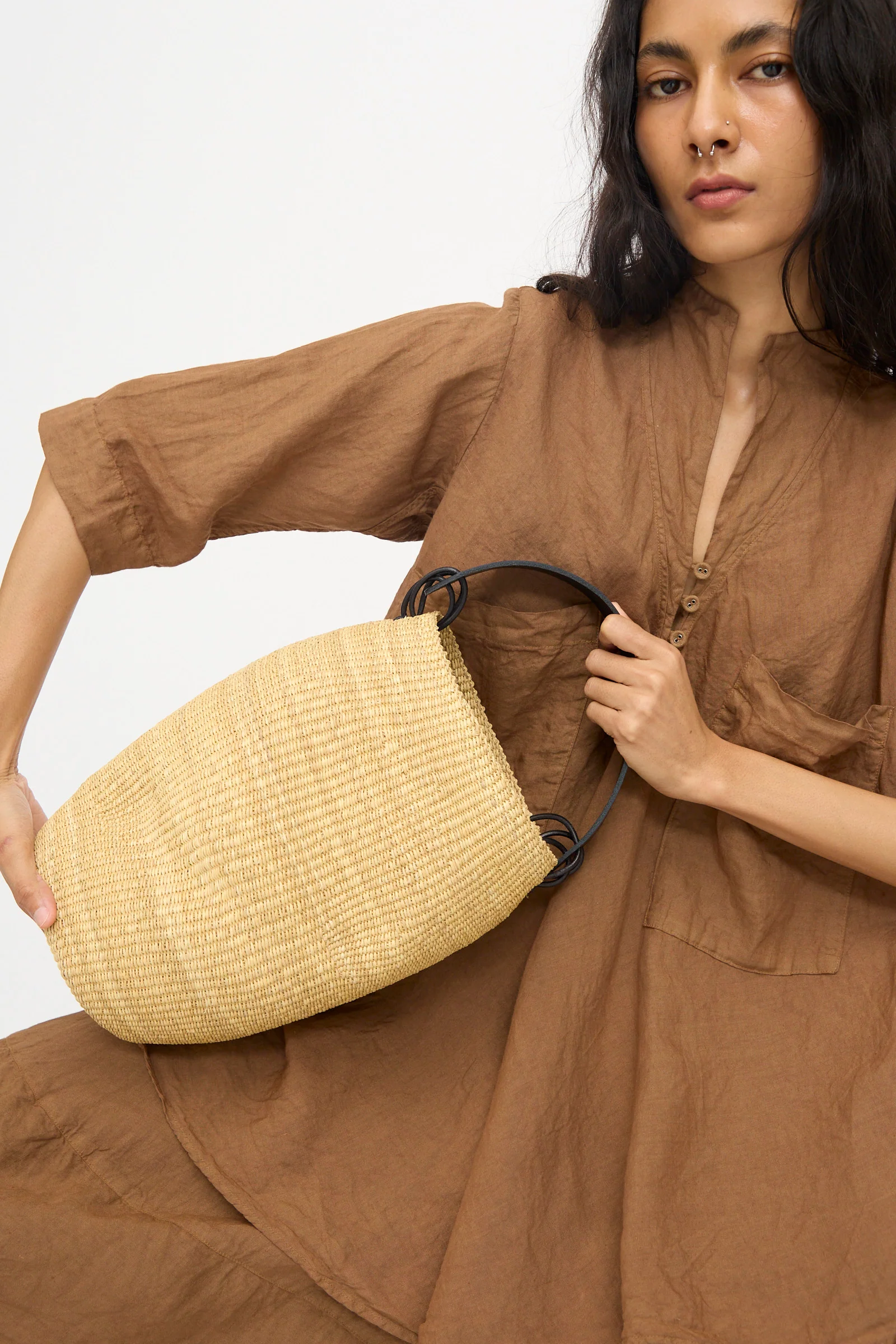 Pot Froissé Bag in Natural - Image 4