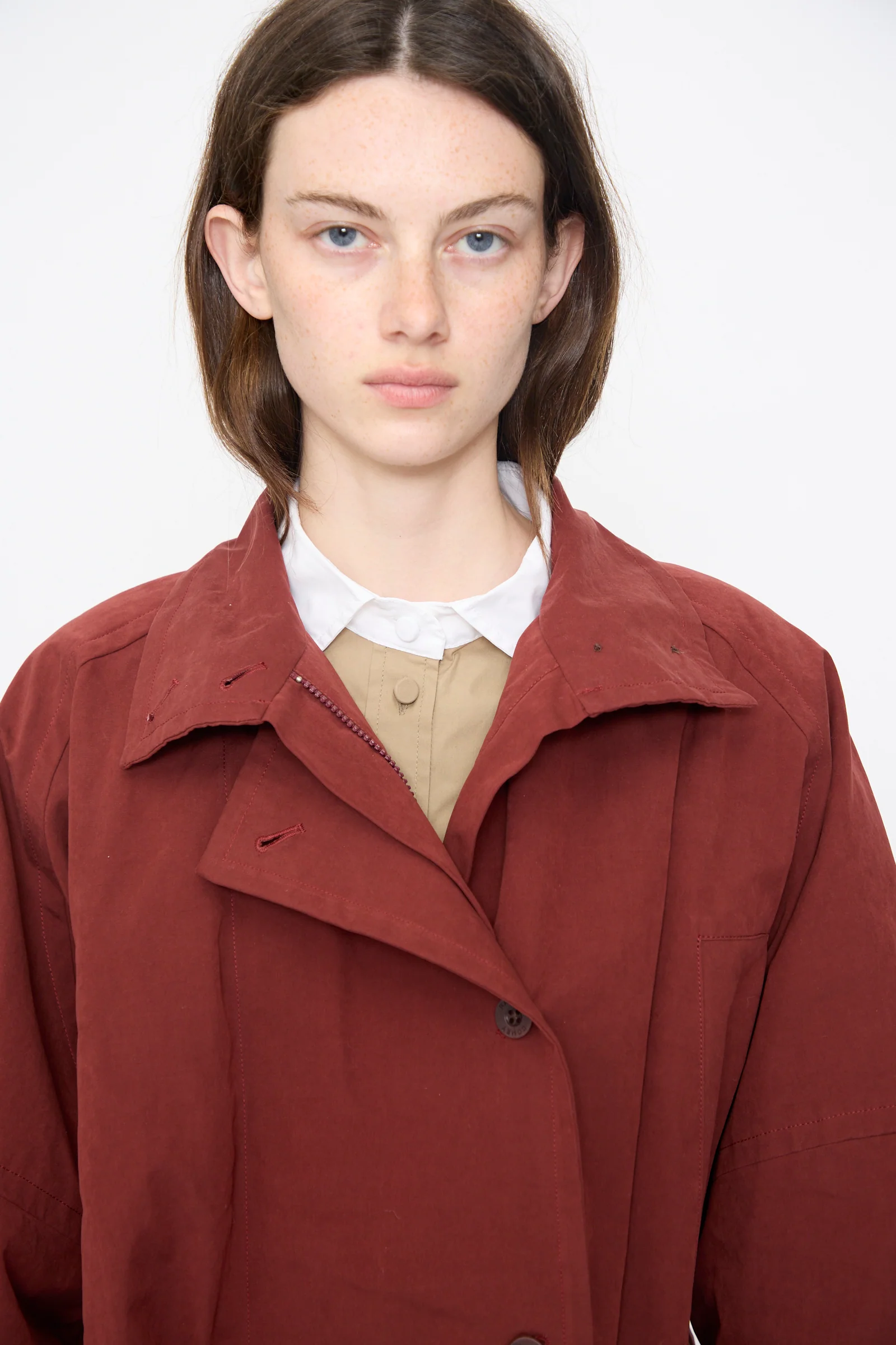 Gosland Trench in Garnet - Image 3