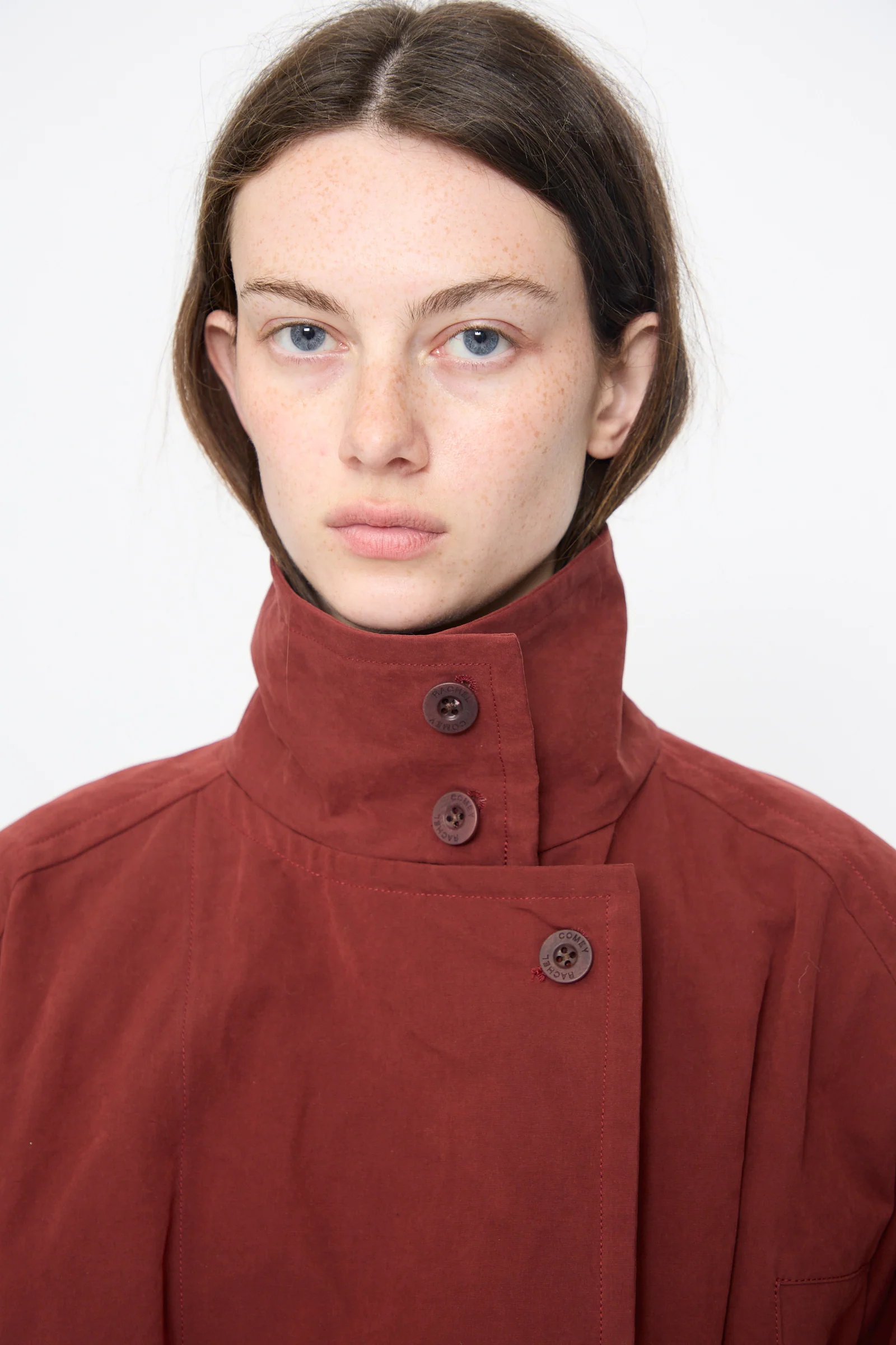 Gosland Trench in Garnet - Image 5