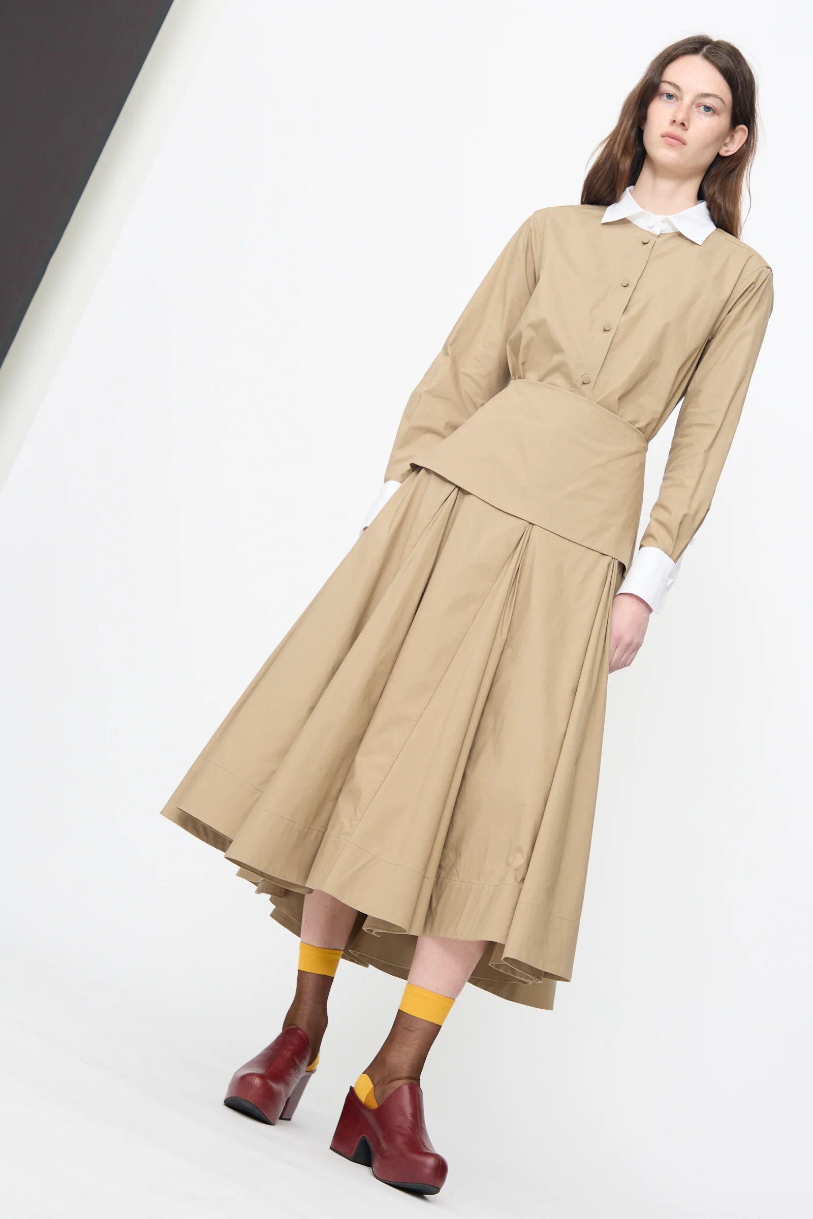 Heni Skirt in Khaki - Image 5