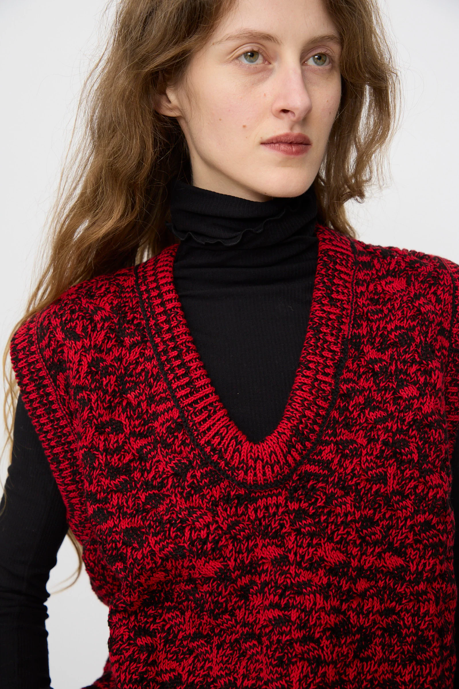 Mati Vest in Red Marle - Image 3
