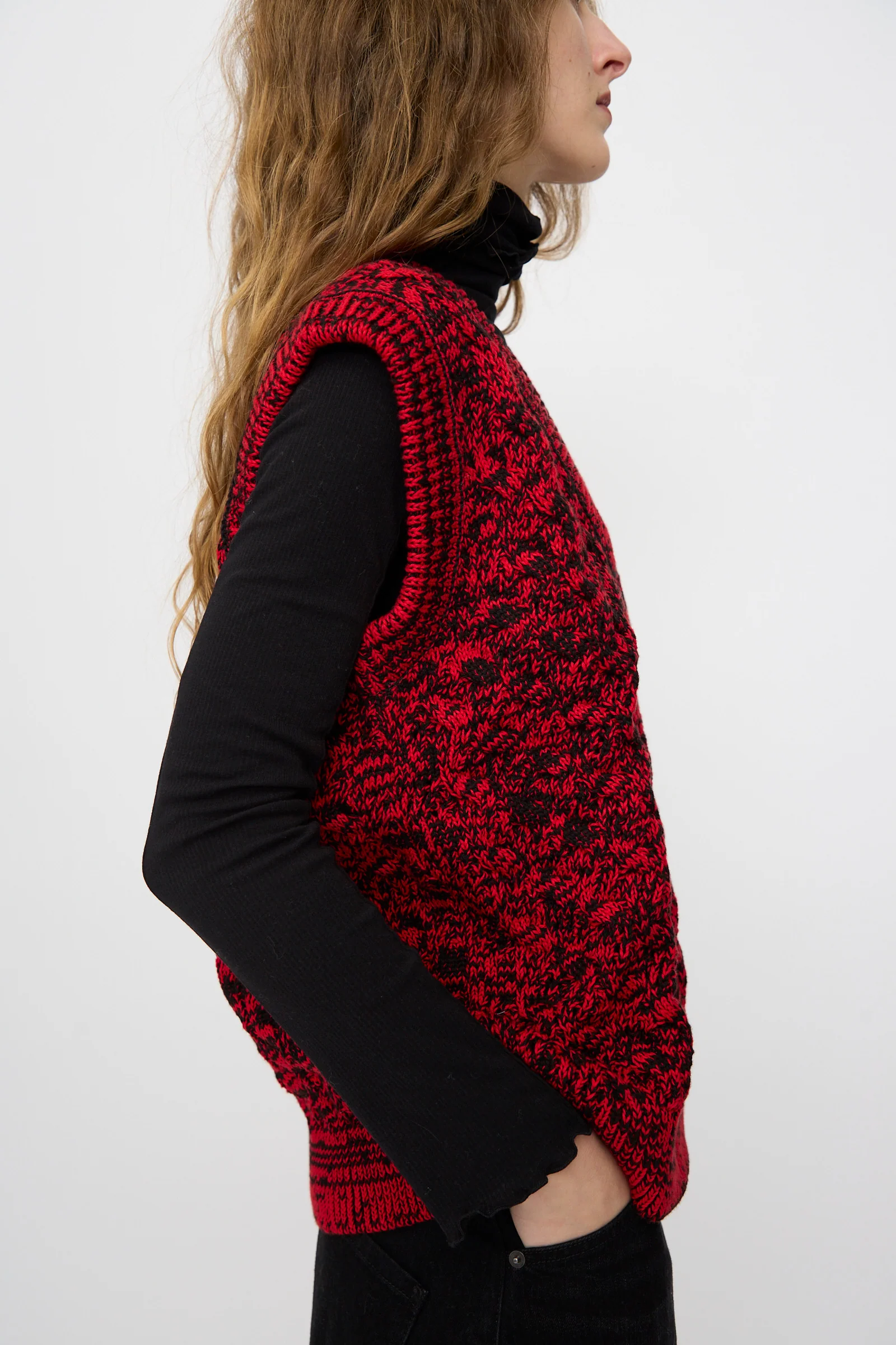 Mati Vest in Red Marle - Image 5