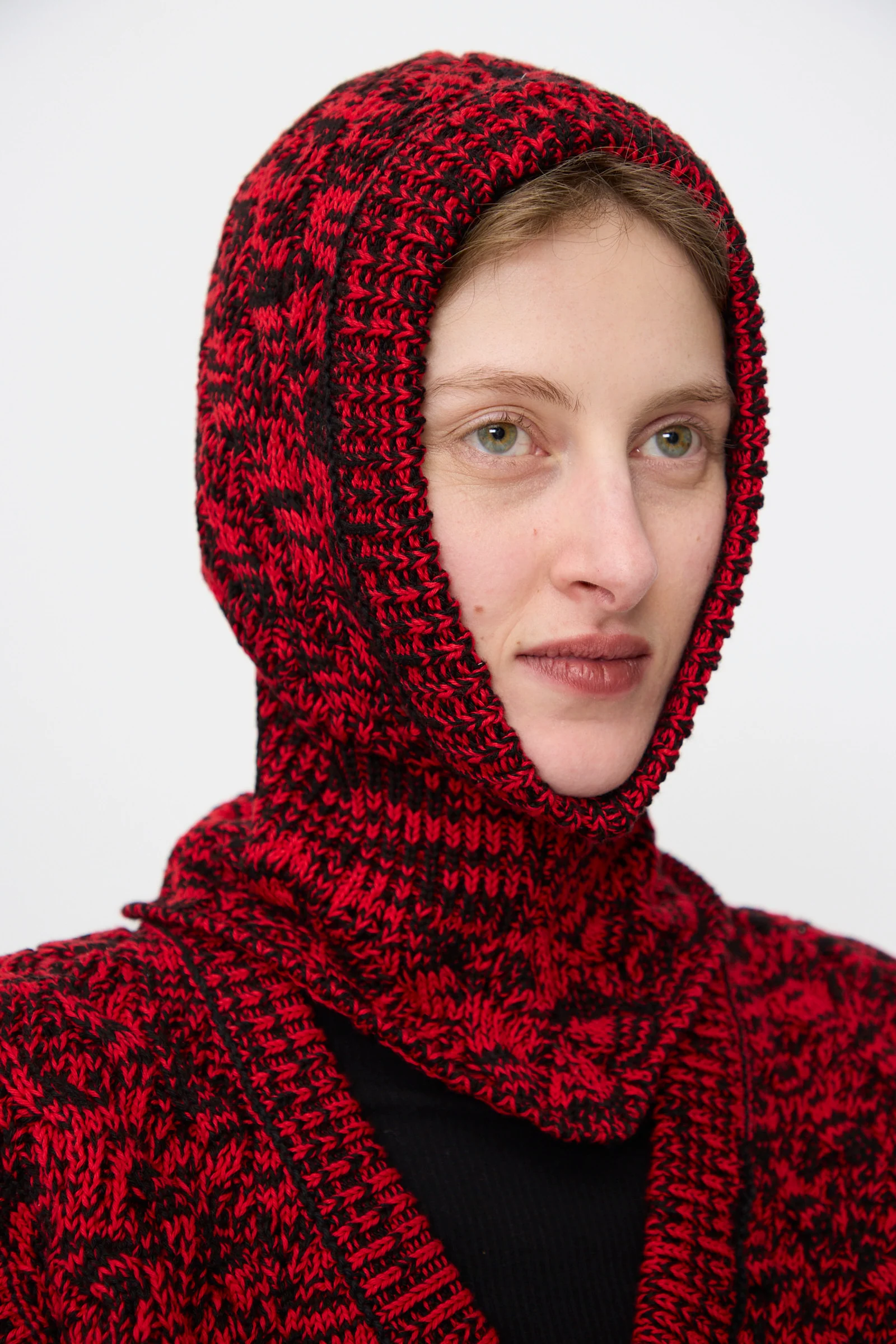 Zet Balaclava in Red Marle - Image 3