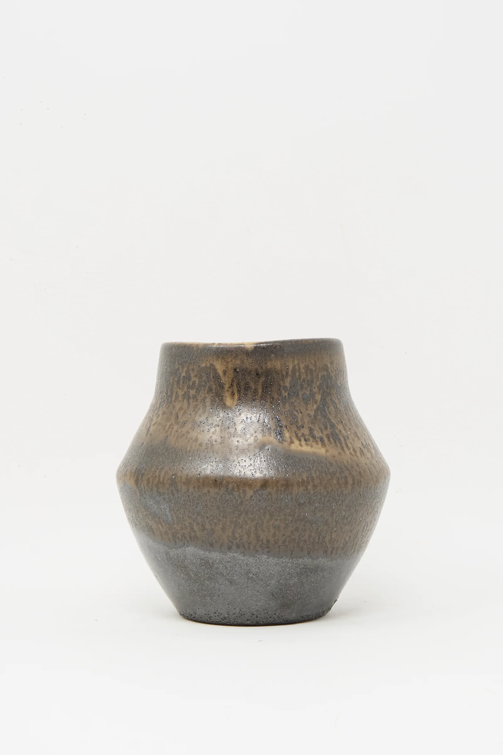 Small Sap Vase in Black I - Image 4