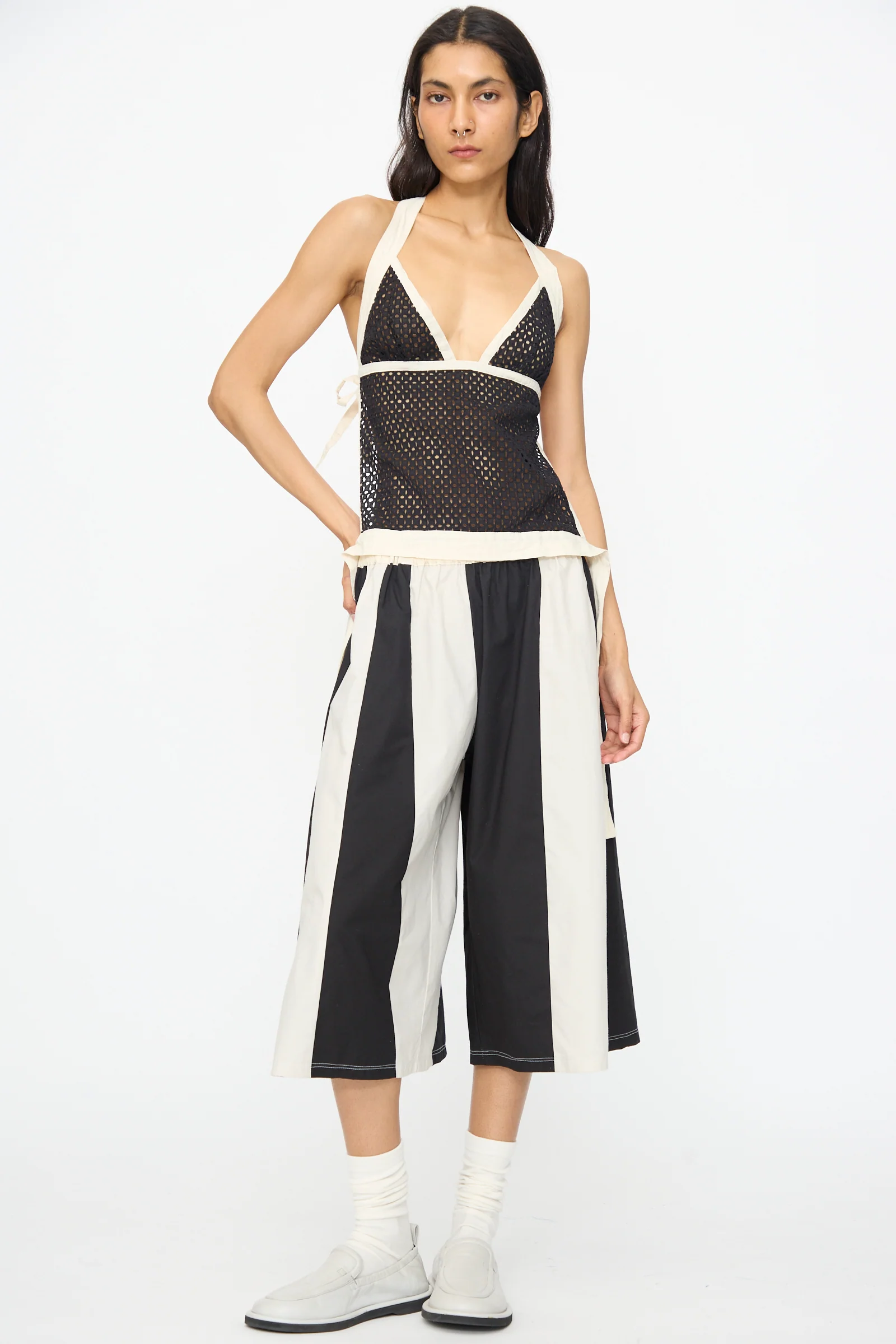 Cotton Eyelet Gaze Tank in Eclipse - Image 2
