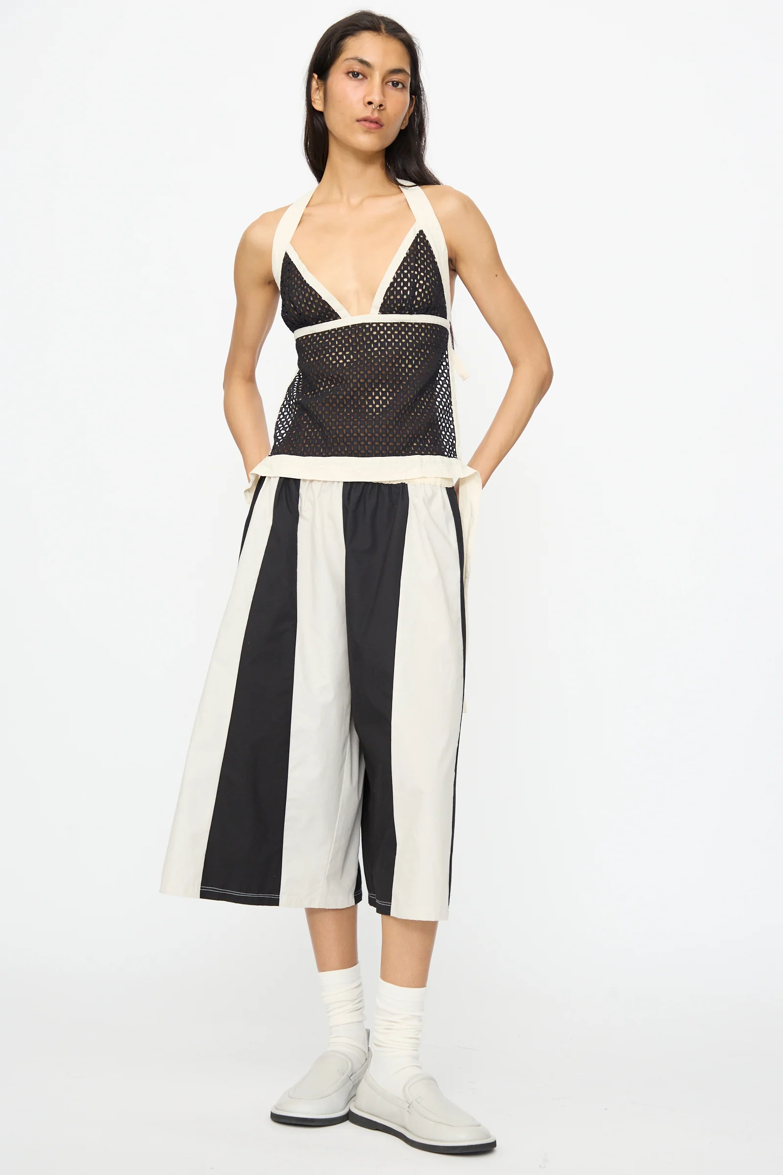 Cotton Eyelet Gaze Tank in Eclipse - Image 4