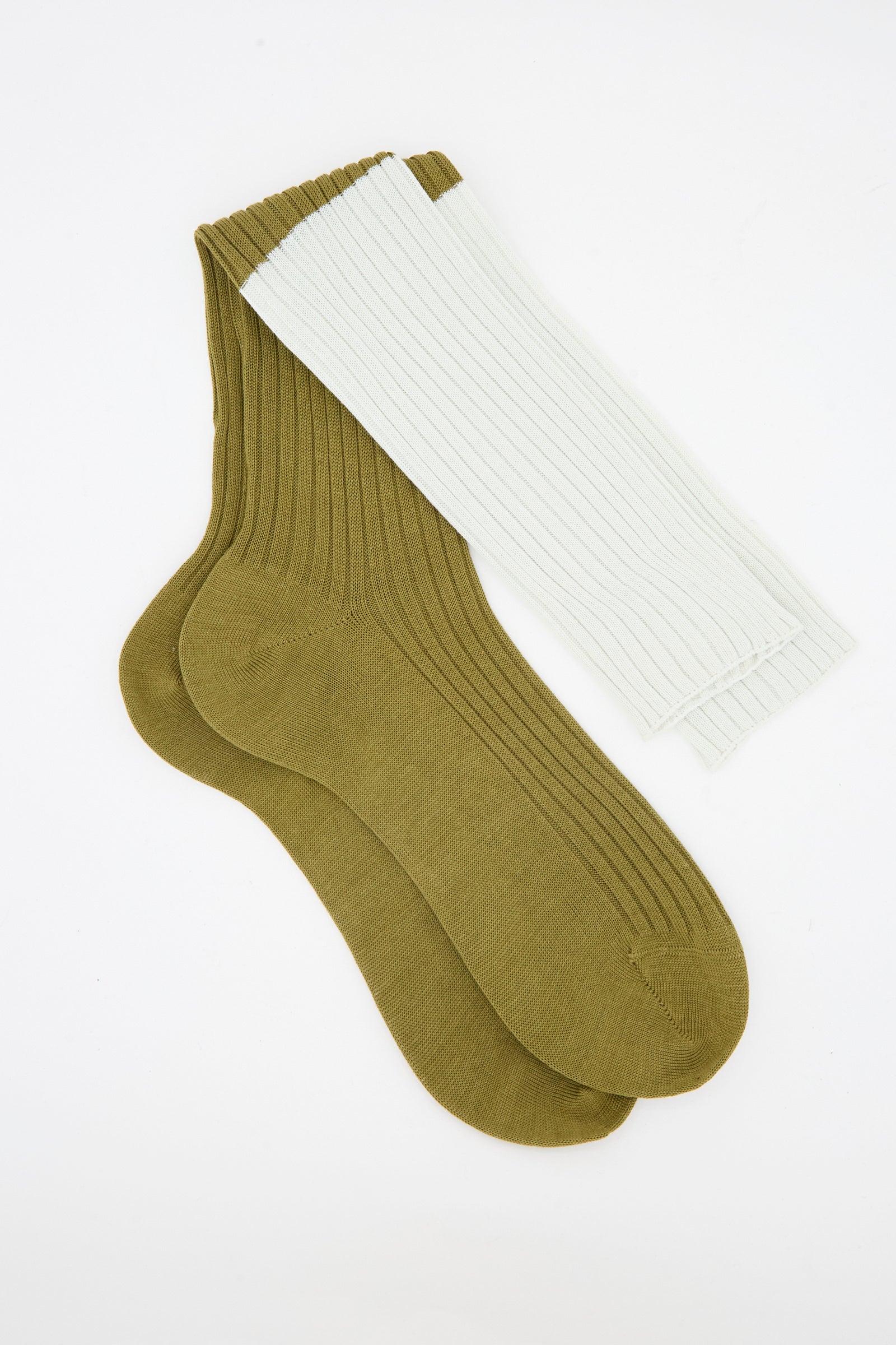Ribbed Friday Socks in Mastic and Peanut