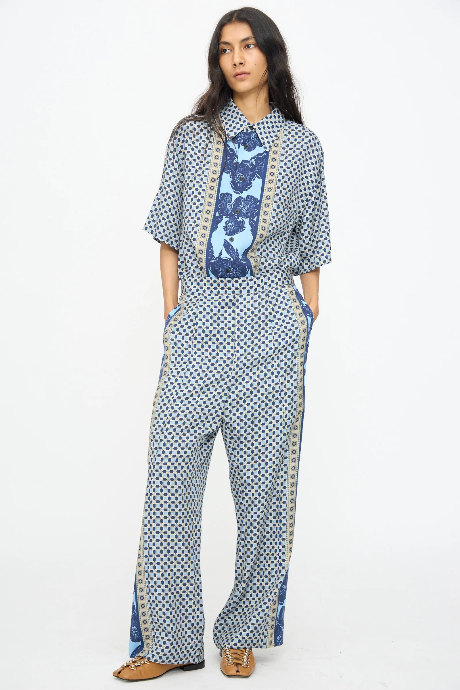 Inner Print Pant in Light Blue - Image 4
