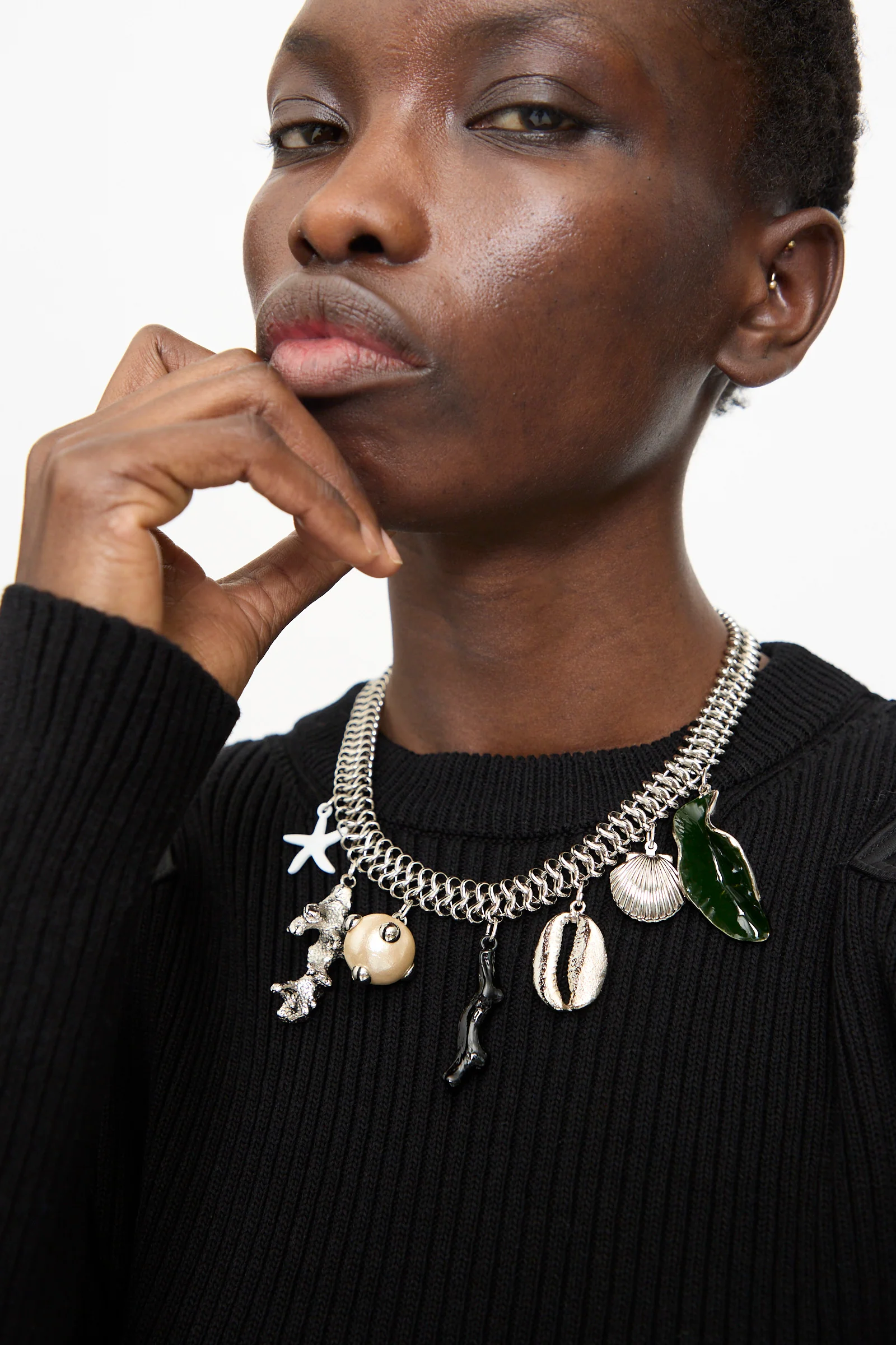 Motif Necklace in Silver